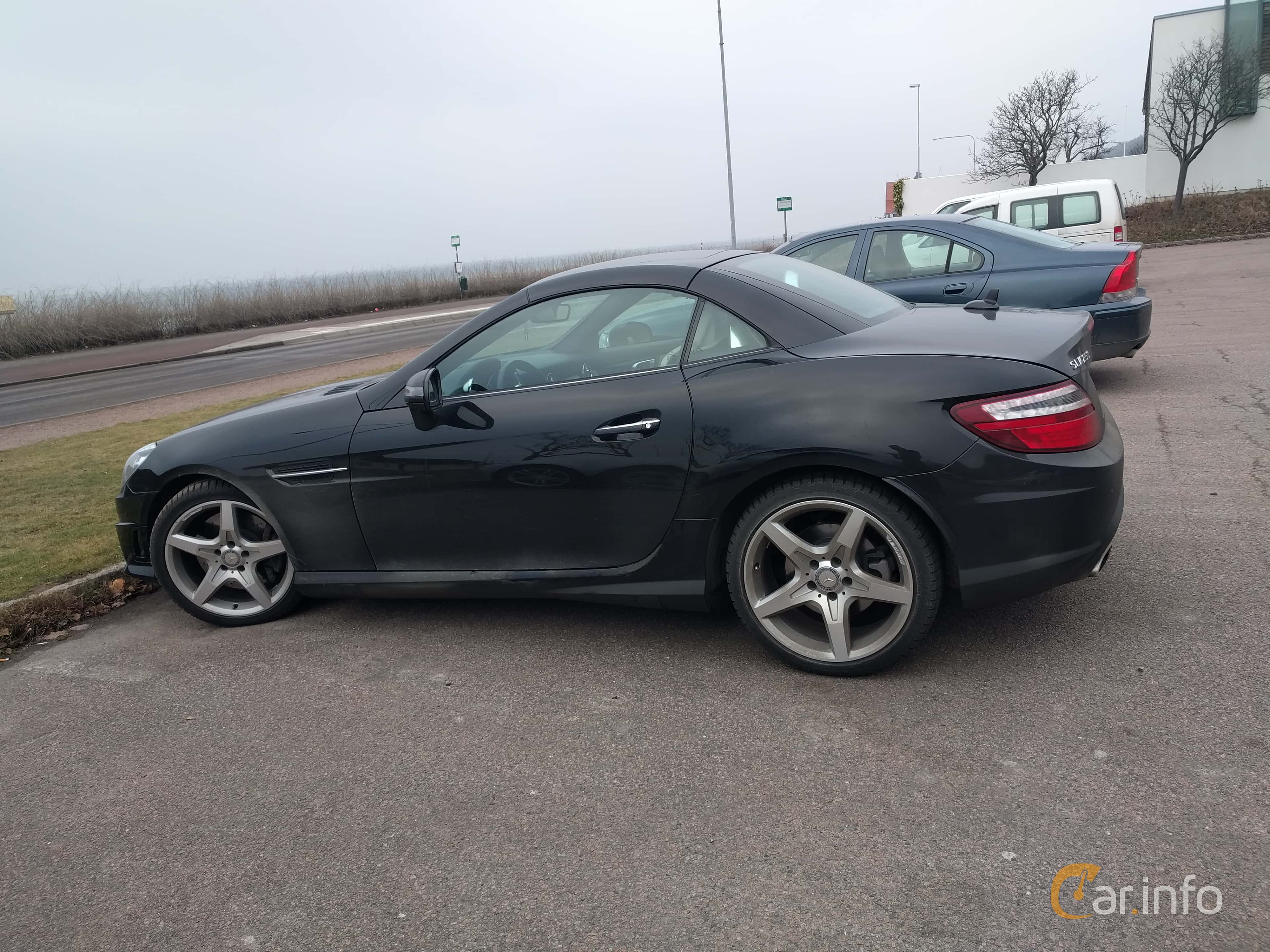 Mercedes-Benz SLK 250 BlueEFFICIENCY  7G-Tronic Plus, 204hp, 2011