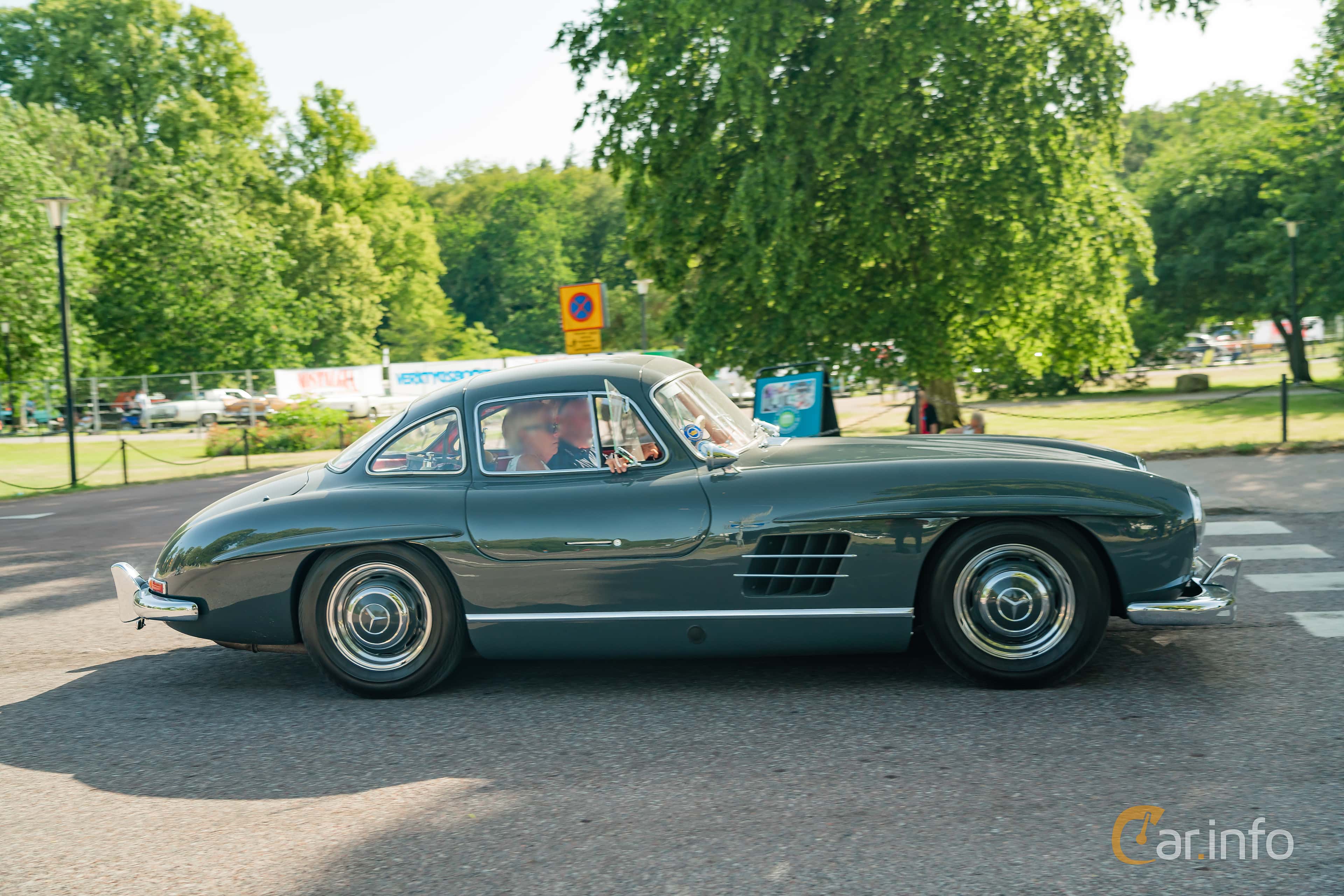 Mercedes-Benz 300 SL W198