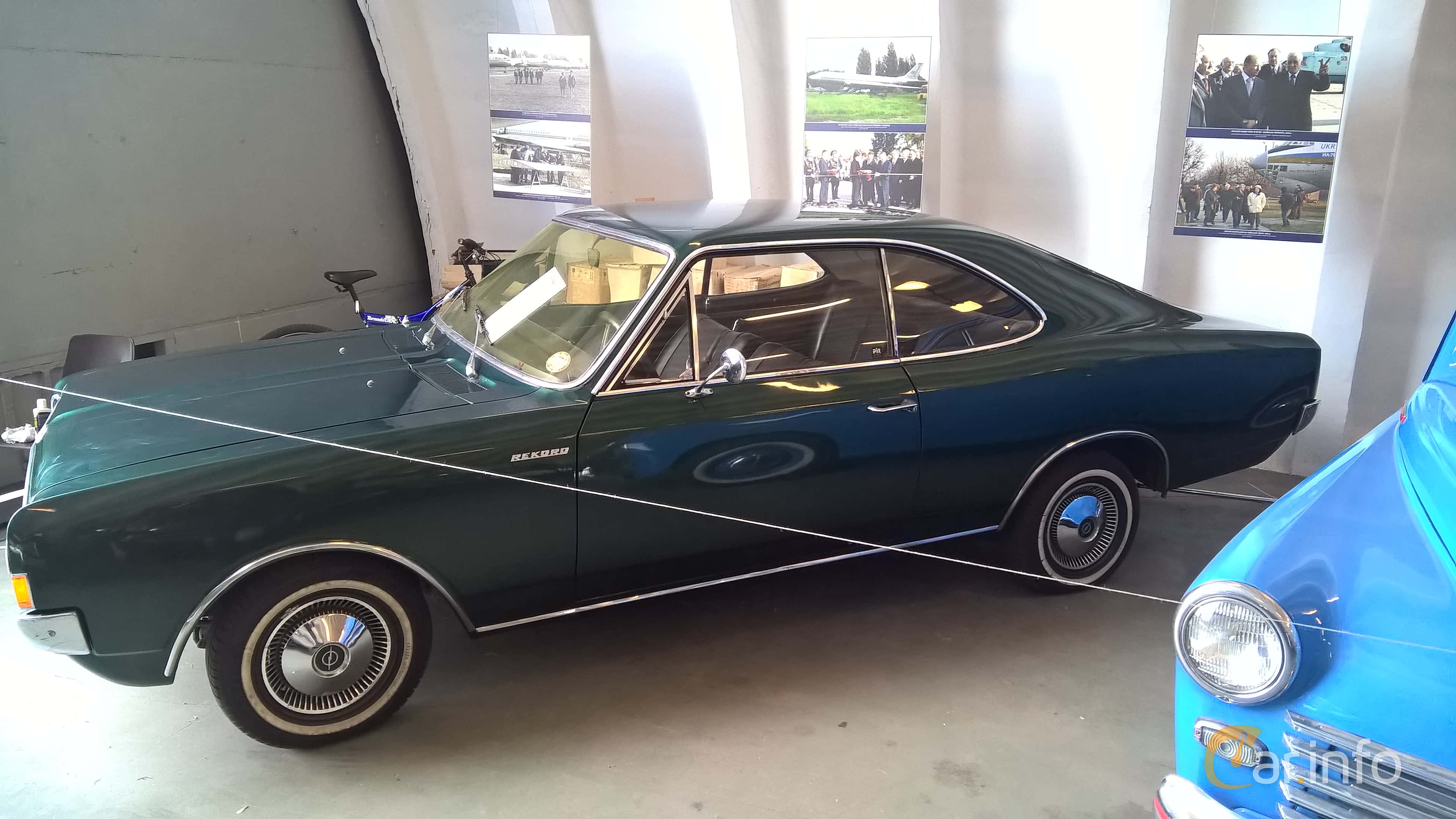 Opel Rekord Coupé generation C 1.9 S Manual, 4-speed