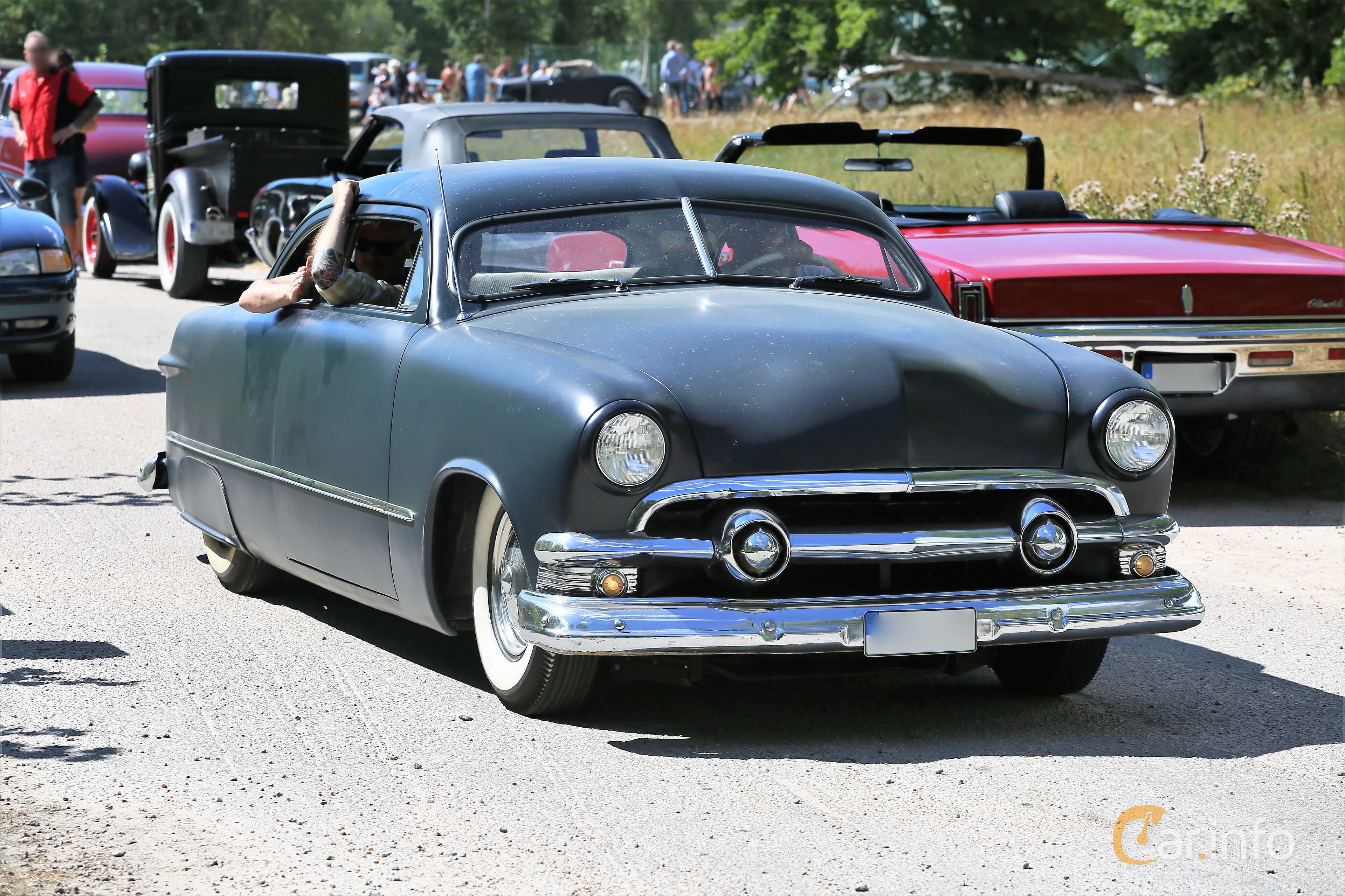 Ford Custom Deluxe Club Coupé 3.7 97hp, 1951
