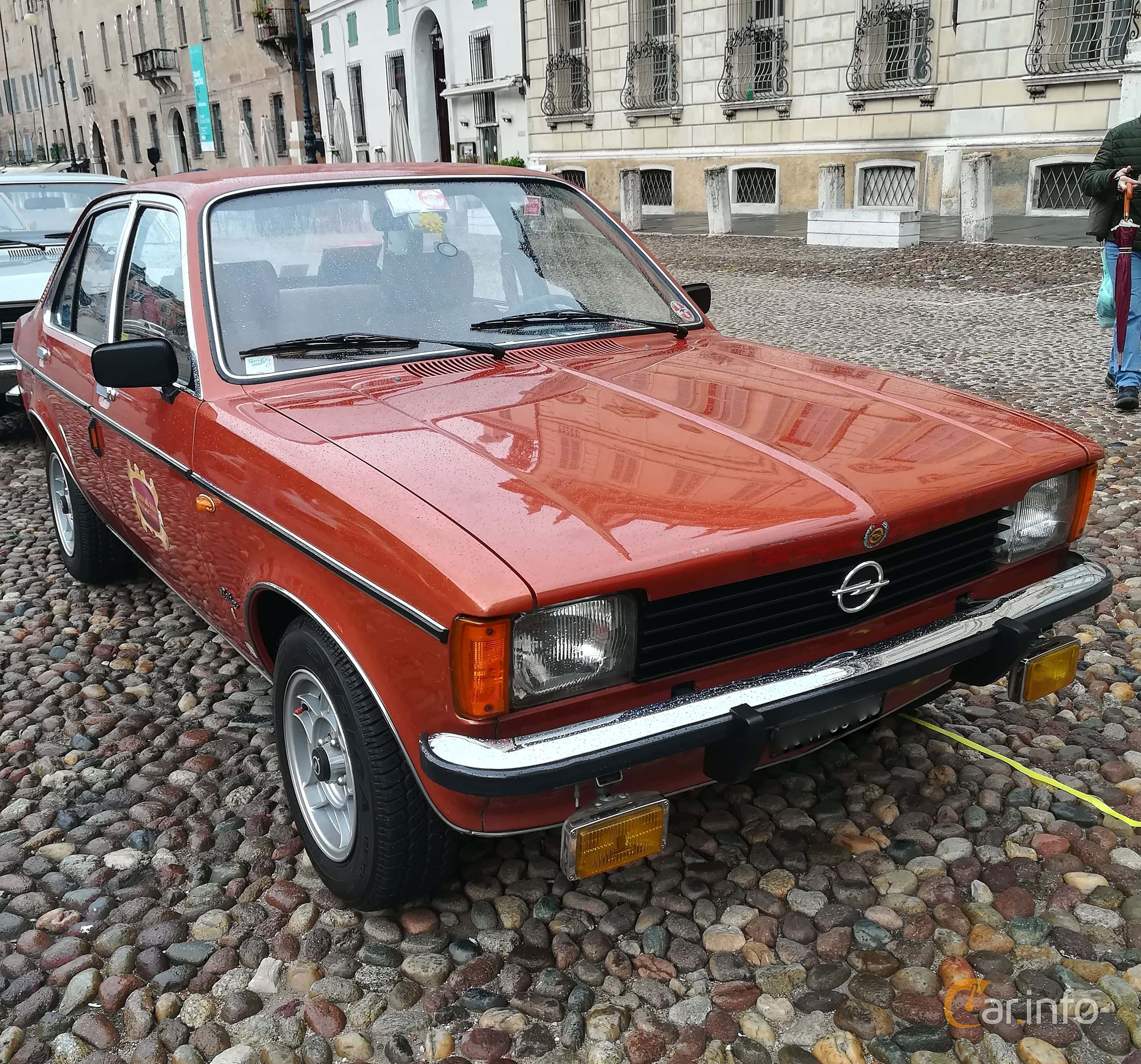 Opel Kadett 1200 S 4-door Limousine 1.2 60hp, 1978