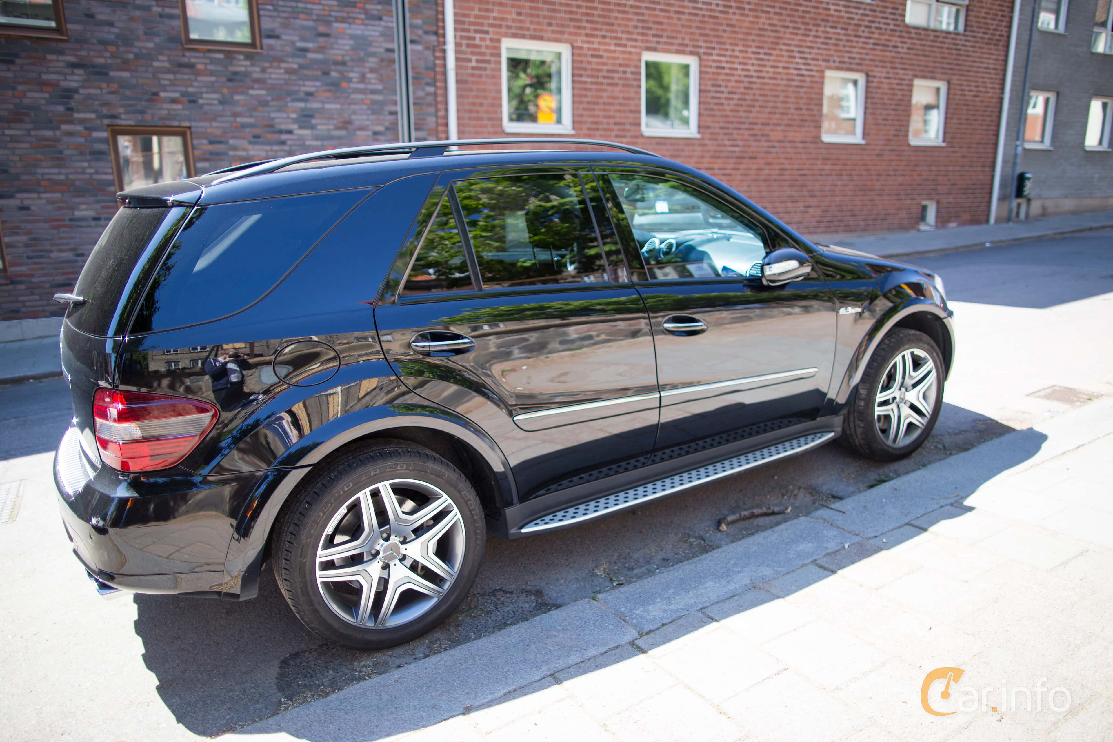 Mercedes-Benz ML 63 AMG 4MATIC  AMG SpeedShift Plus 7G-Tronic, 510hp, 2007