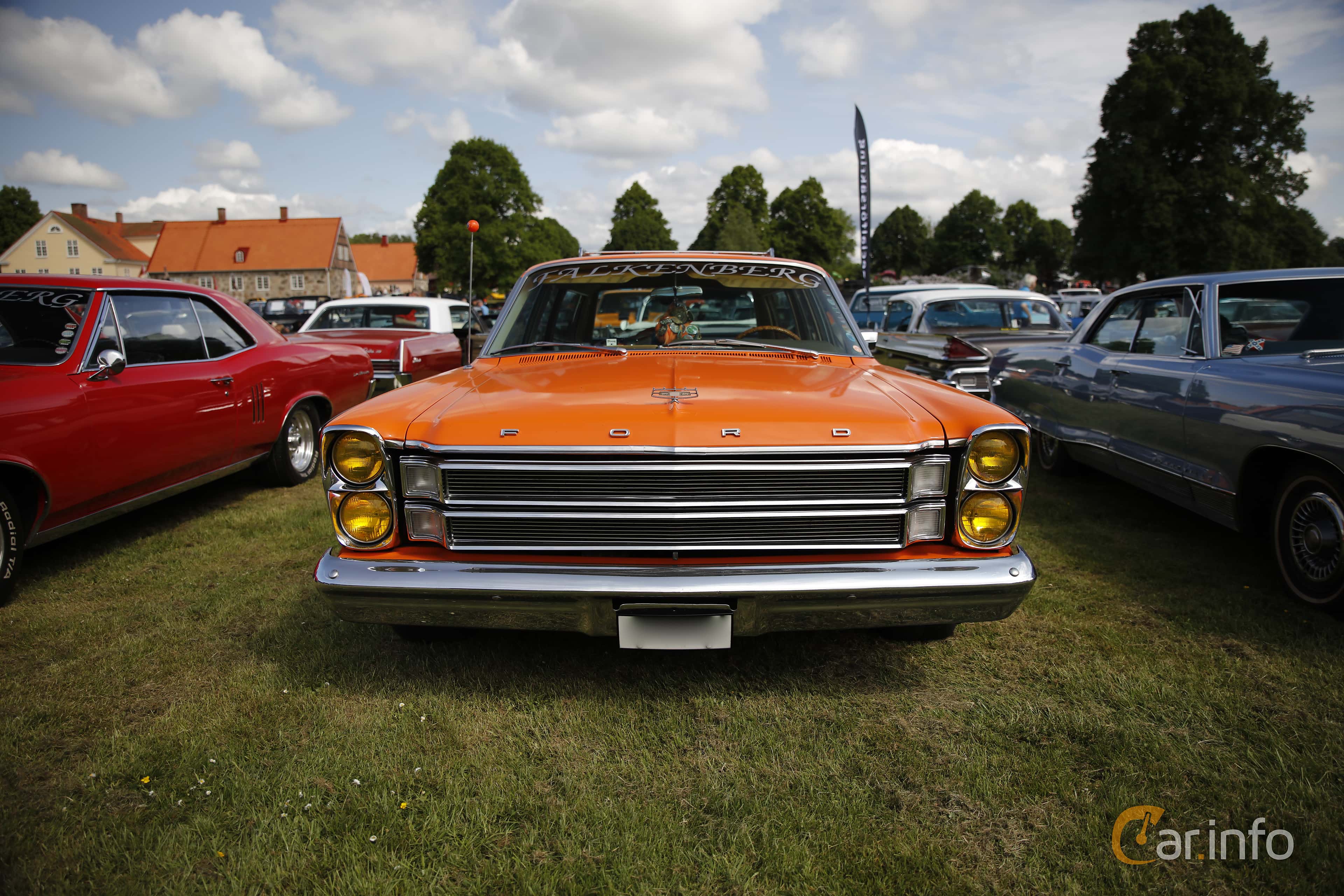 Ford Country Squire 3-seat 3.9 Automatic, 152hp, 1966