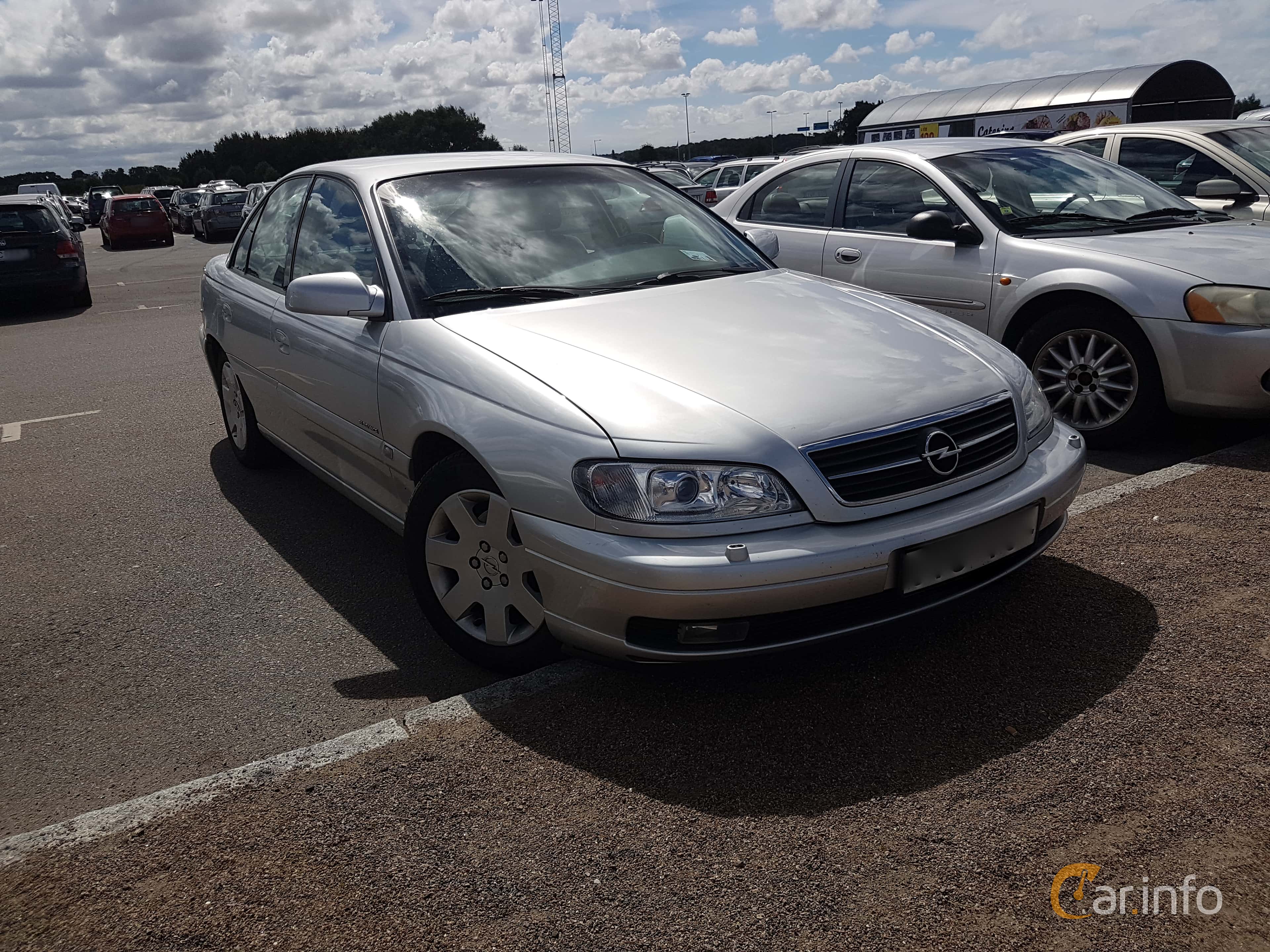 Opel Omega 2.2 Manual, 144hp, 2002