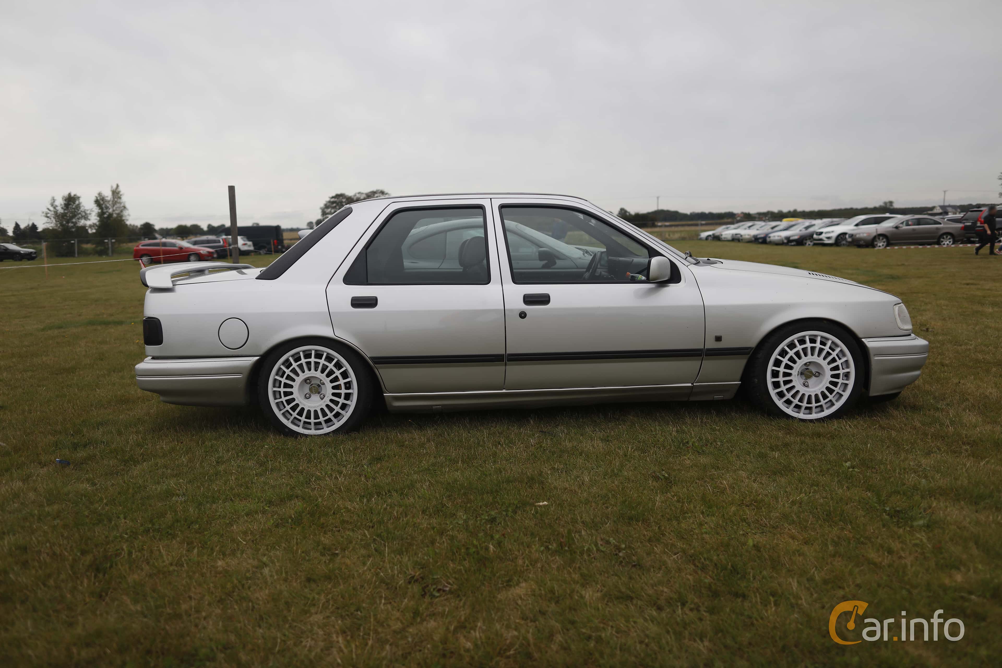 Ford Sierra Sedan 2.9 V6  Manual, 145hp, 1990
