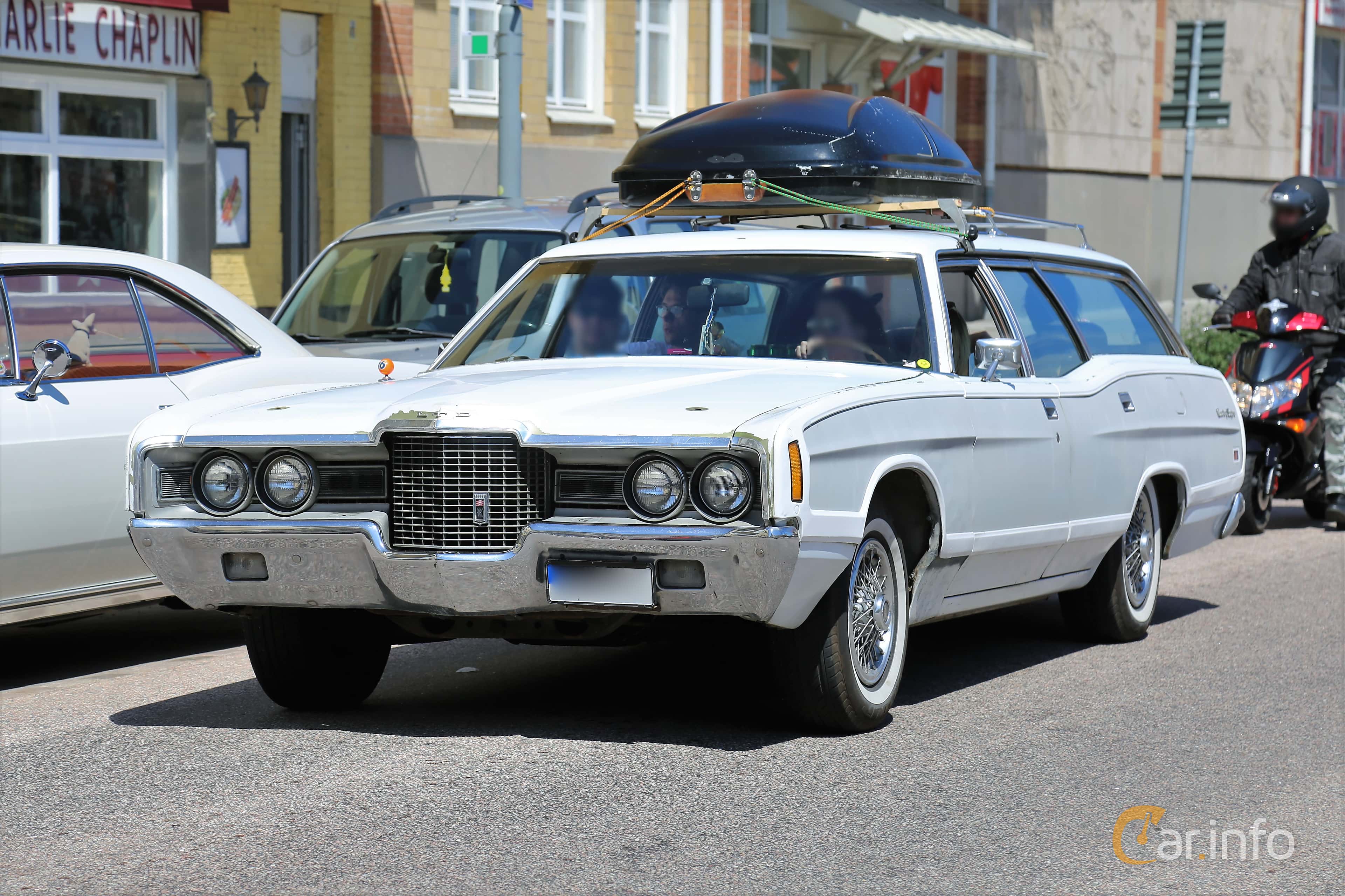 Ford LTD Country Squire 6.6 V8 Automatic, 264hp, 1971