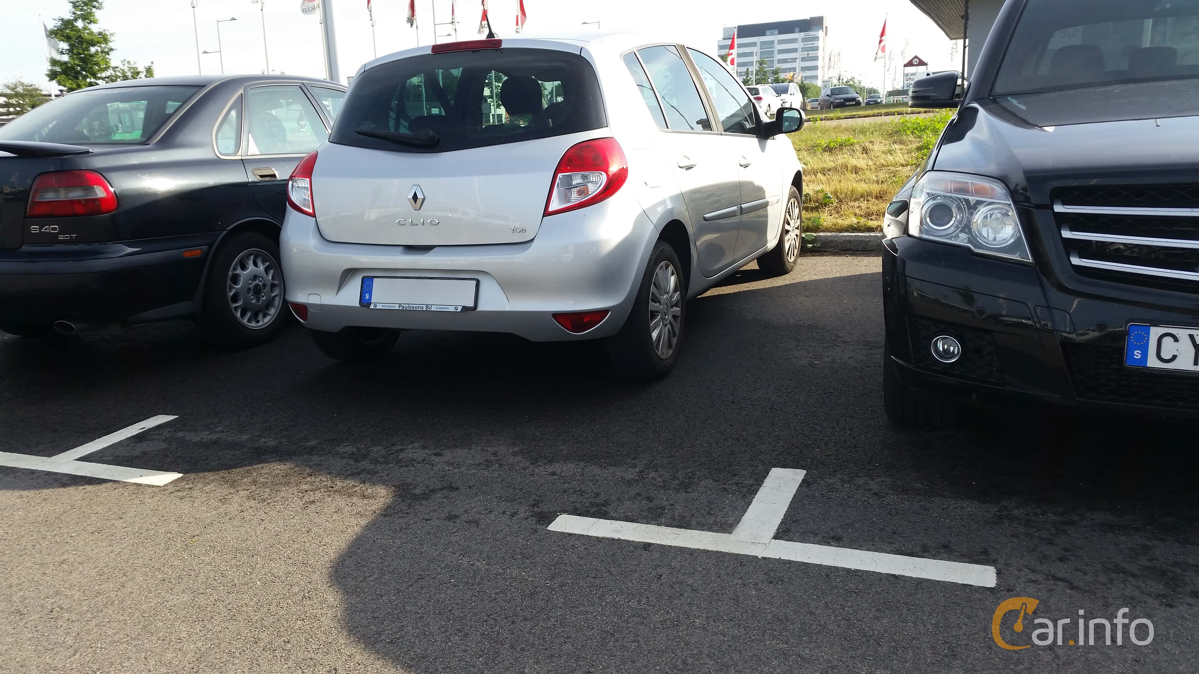 Renault Clio 5-door Hatchback 1.2 TCe Manual, 103hp, 2011