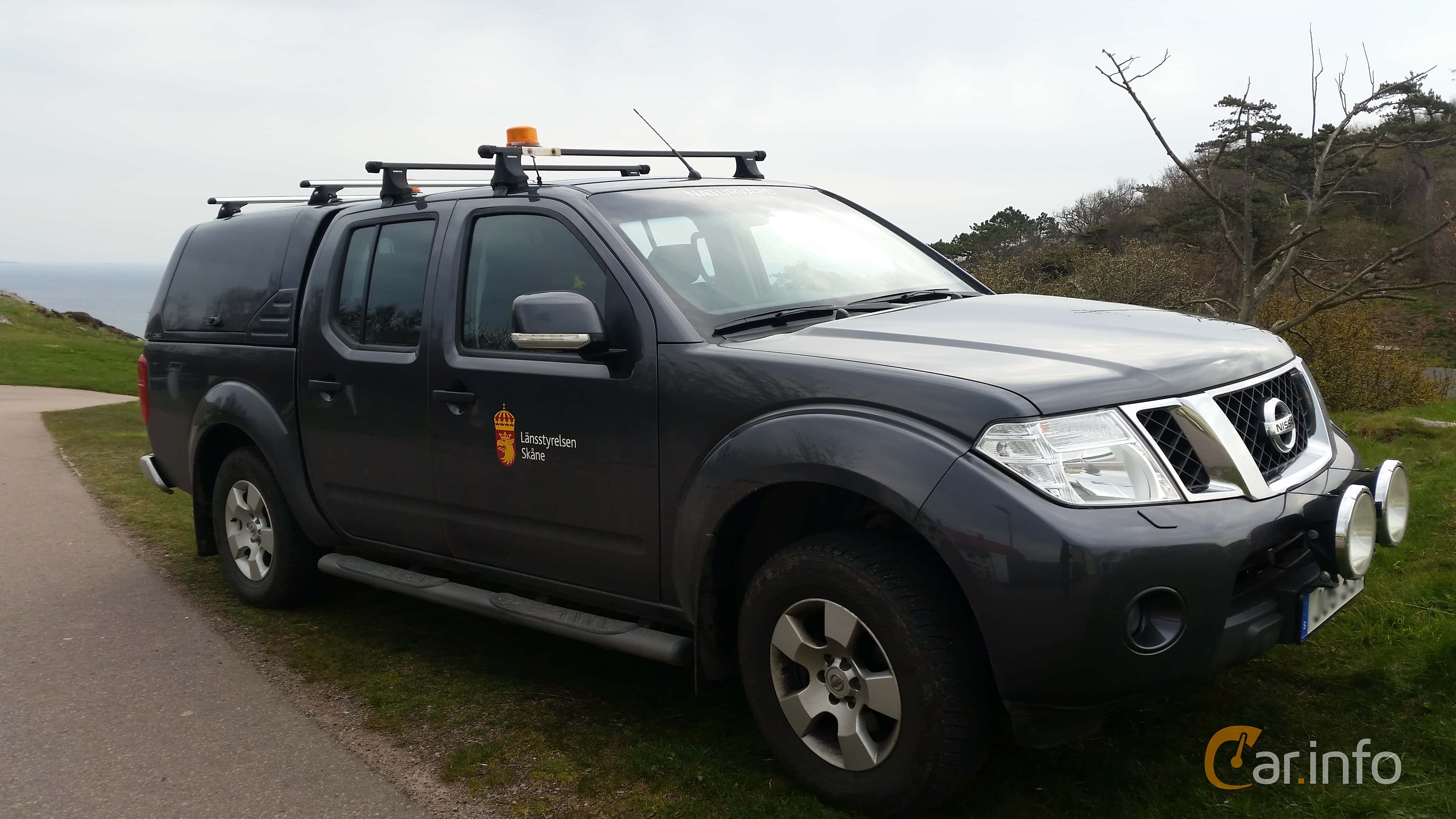 Nissan Navara Double Cab 2.5 dCi 4x4 Manual, 144hp, 2015