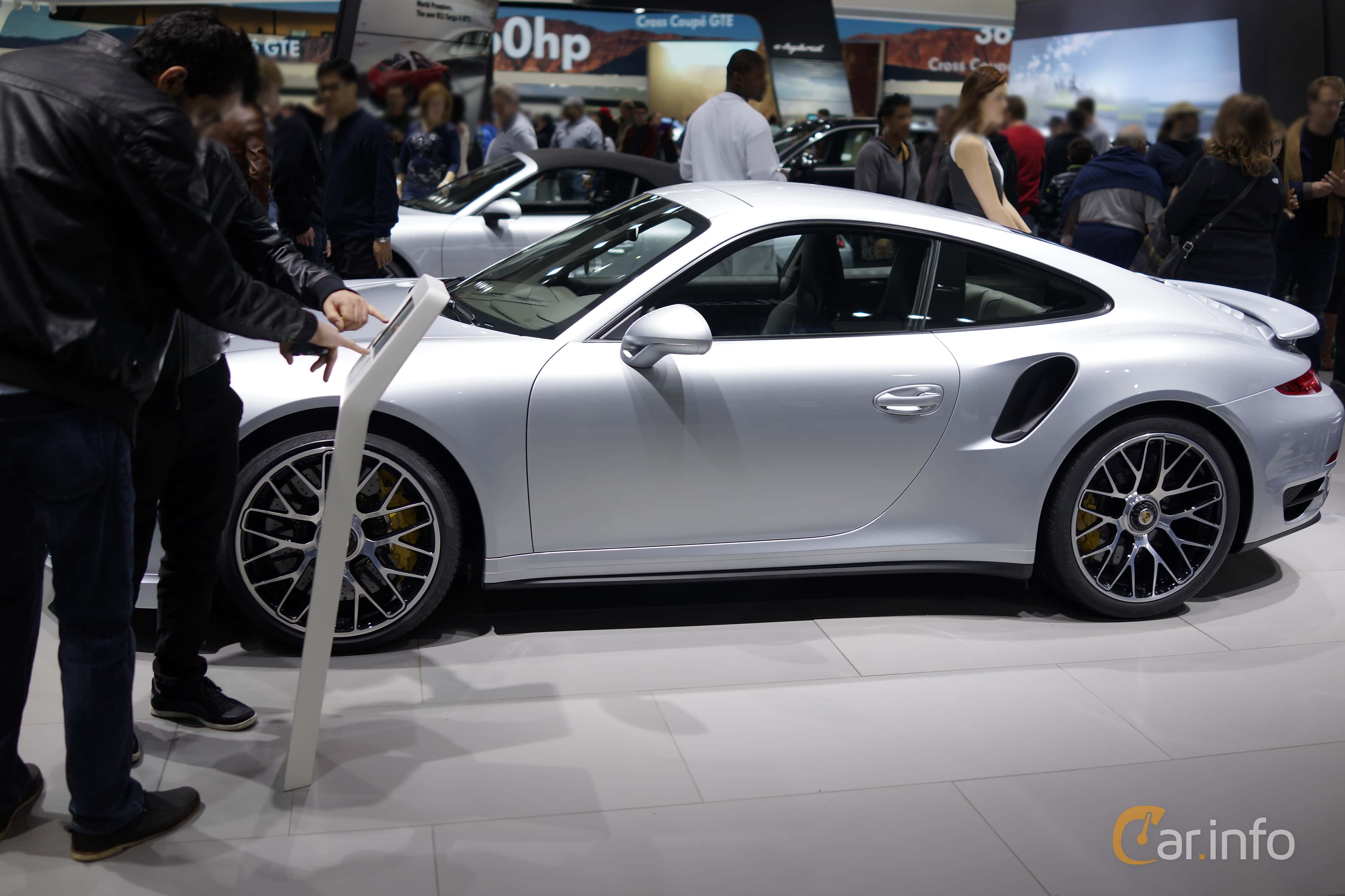 Porsche 911 Turbo S  PDK, 560hp, 2015