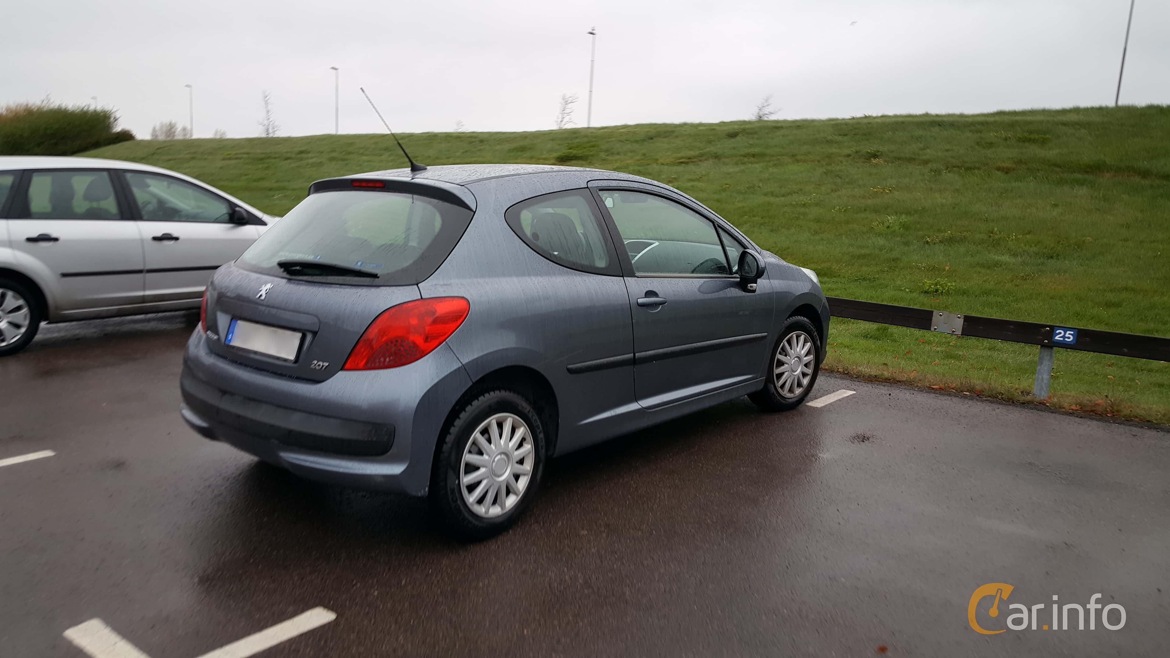 Peugeot 207 3-door 1.4 Manual, 88hp, 2008