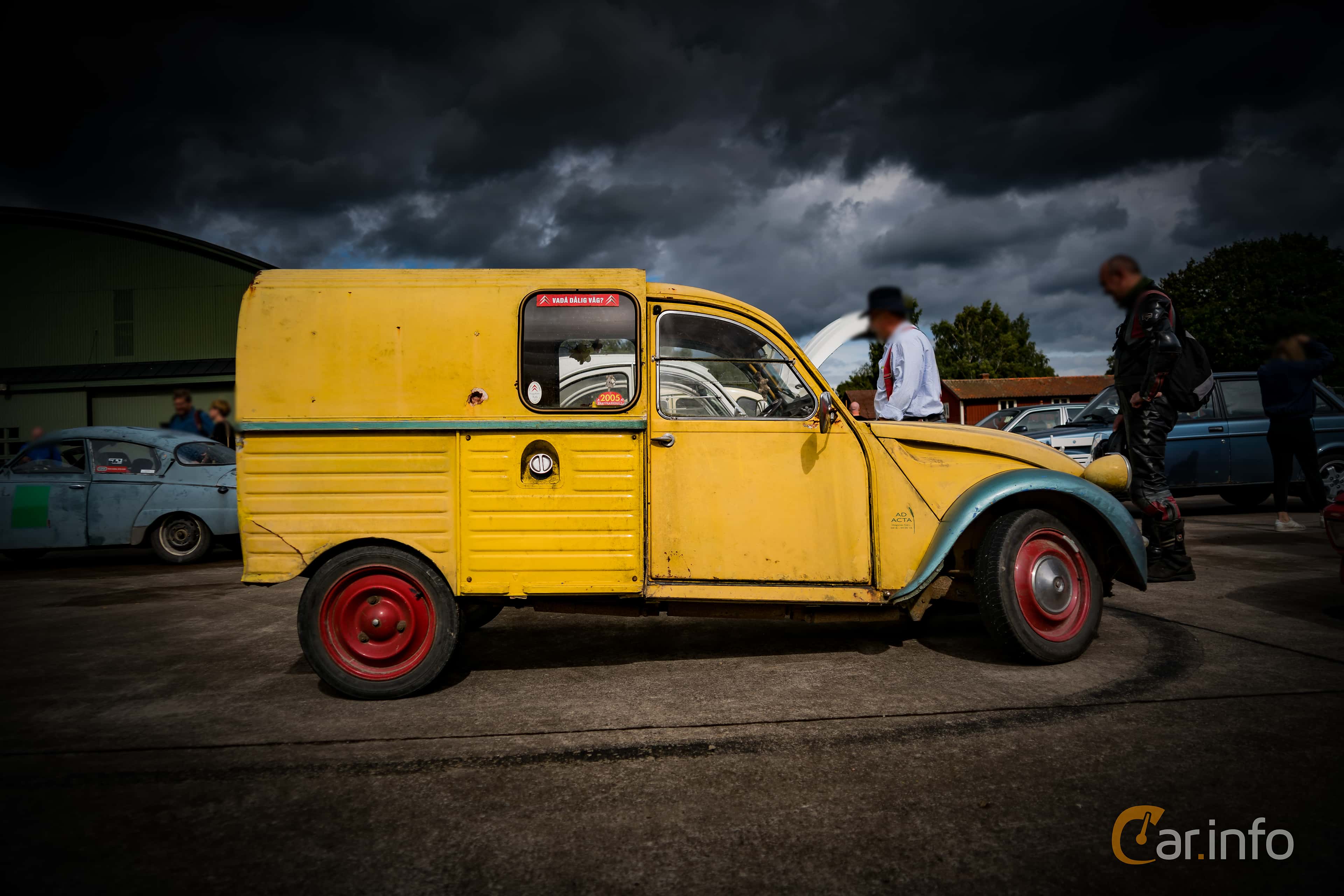Citroën 2CV Van 0.4 Manual, 22hp, 1964