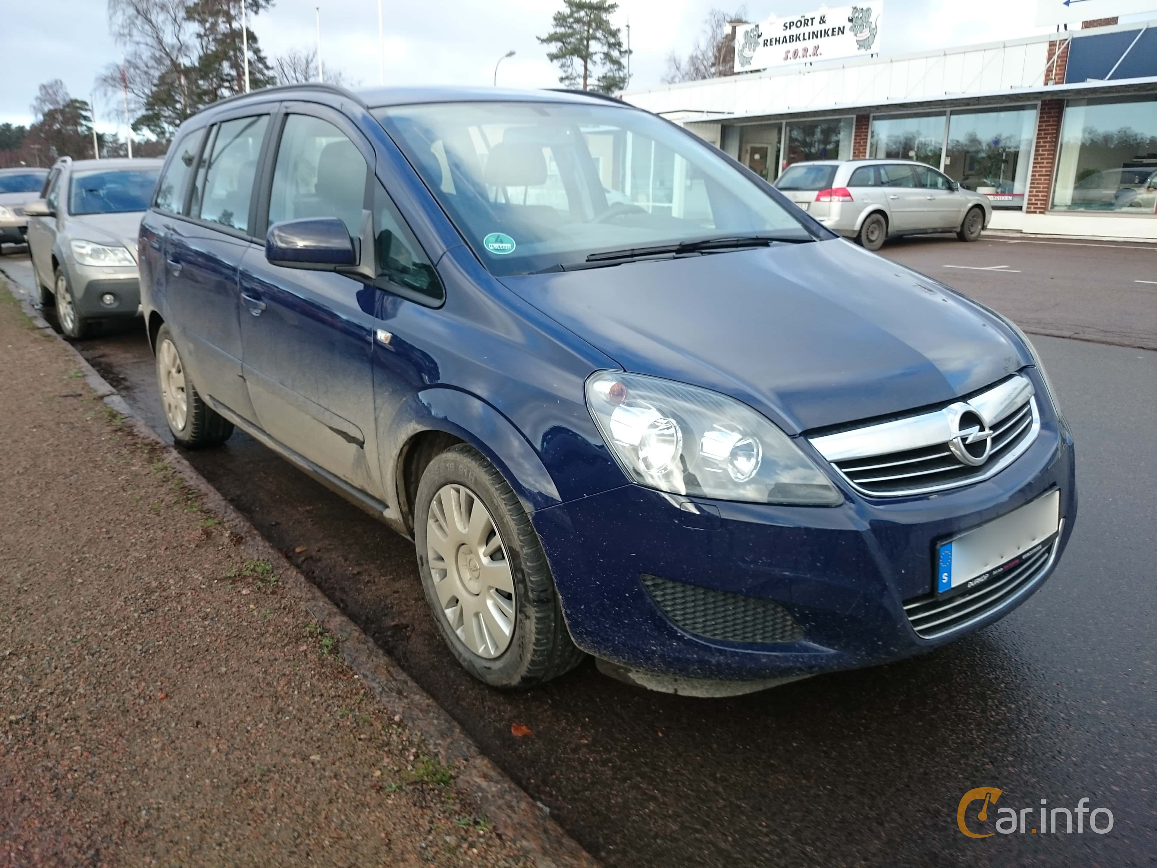 Opel Zafira Tourer 2.0 CDTI Manual, 110hp, 2013