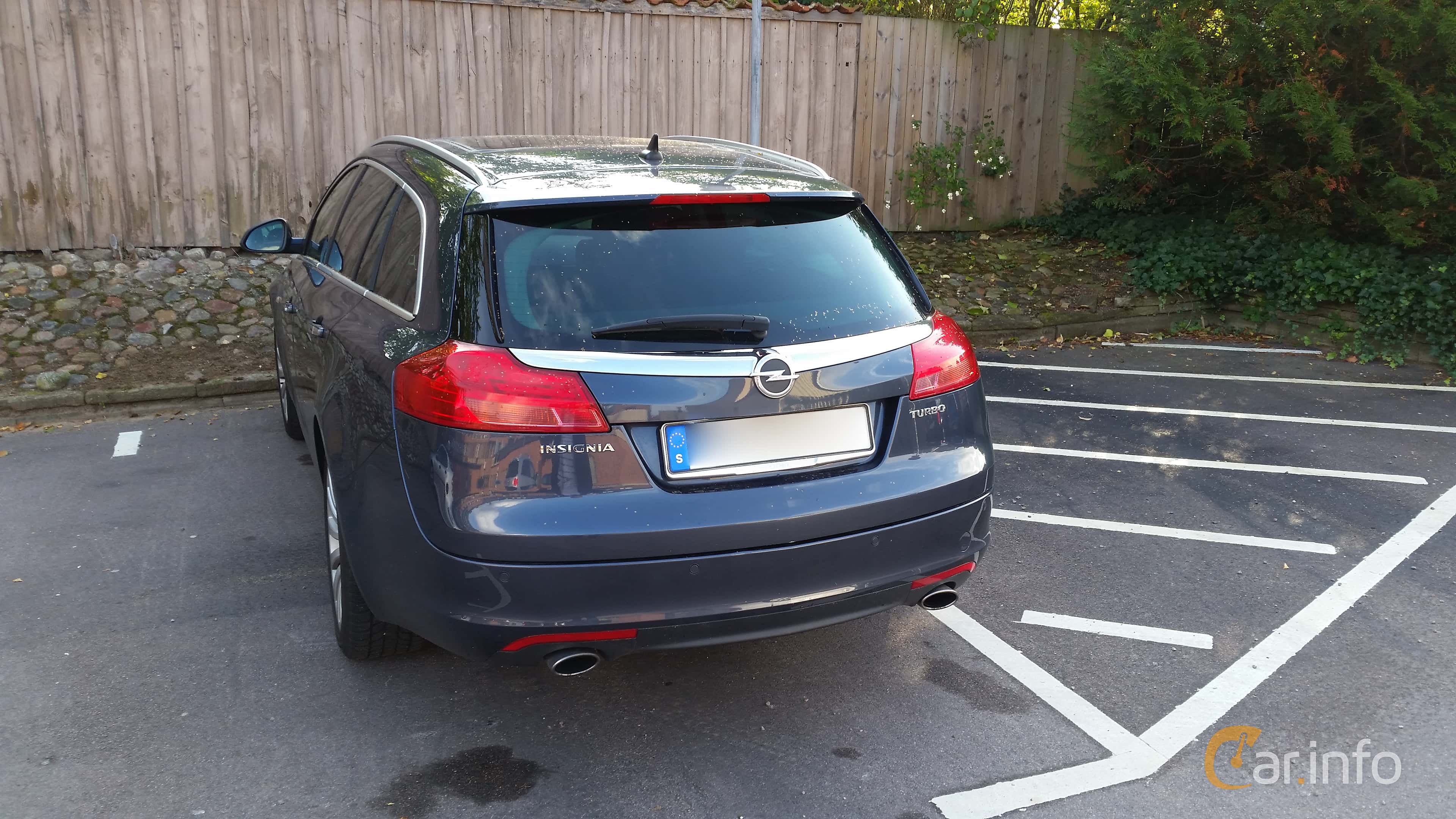 Opel Insignia Sports Tourer 1.6 Turbo  Manual, 180hp, 2009