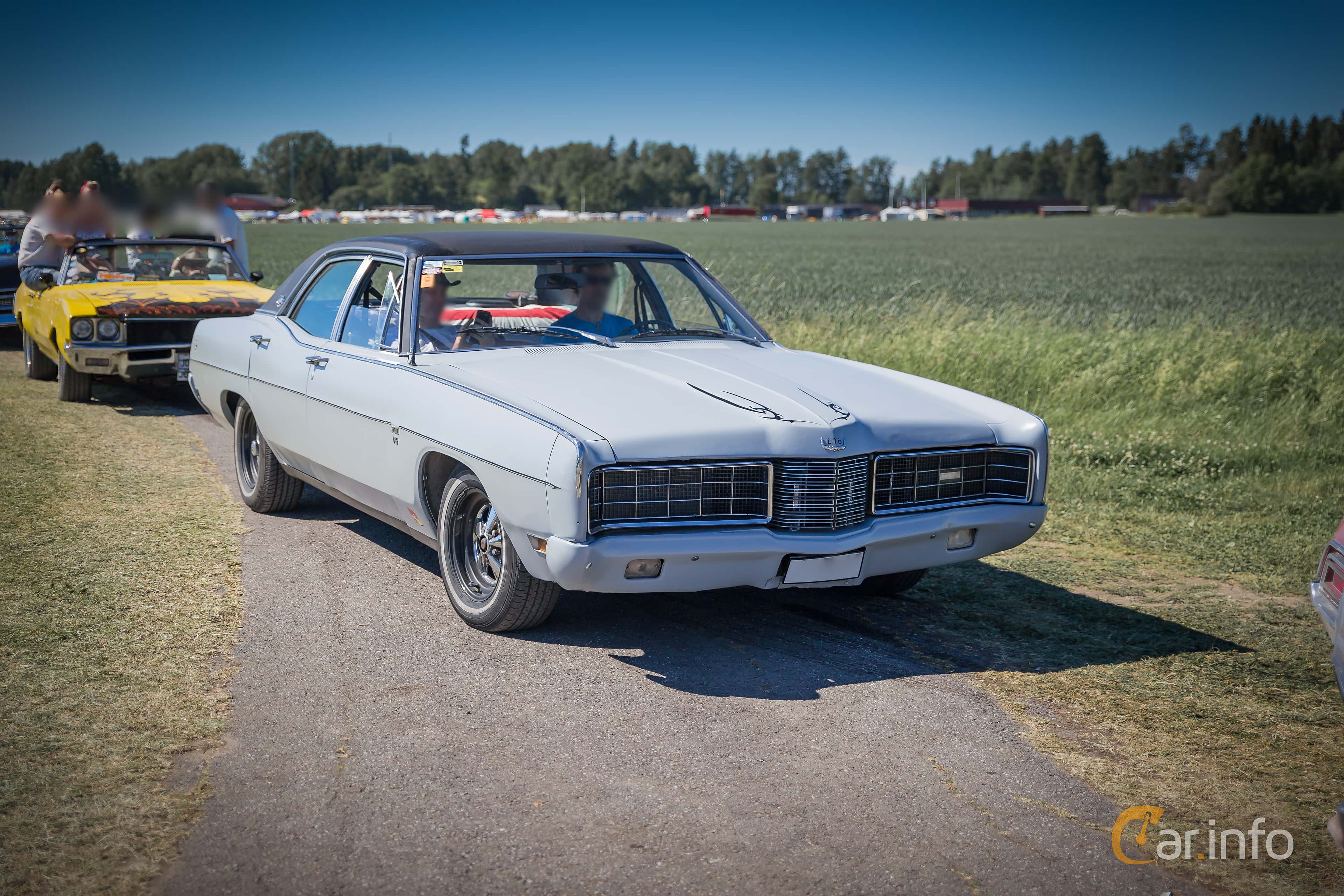 Ford LTD Sedan 2nd Generation 7.0 V8