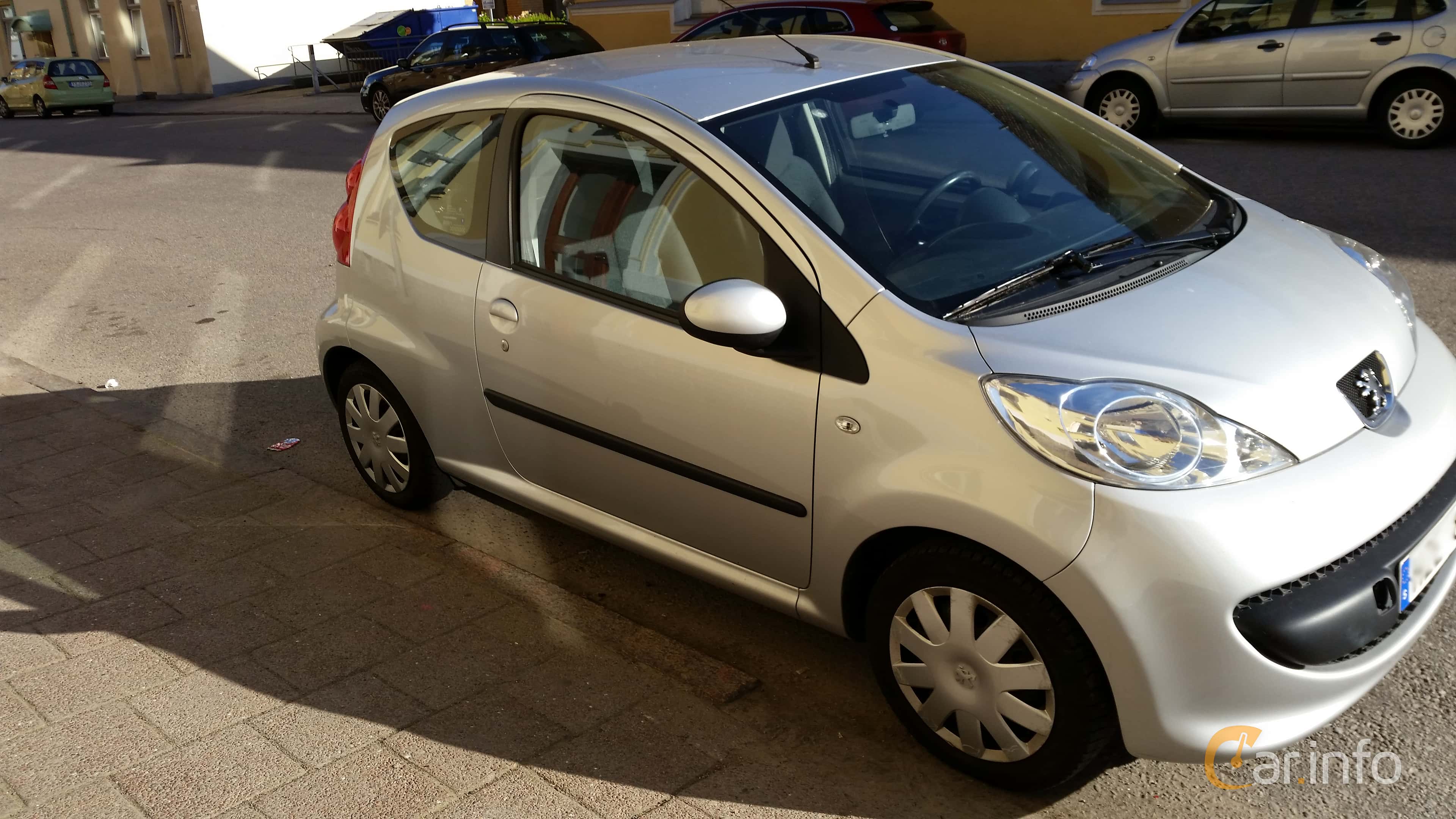 Peugeot 107 3-door 1.0 68hp, 2009
