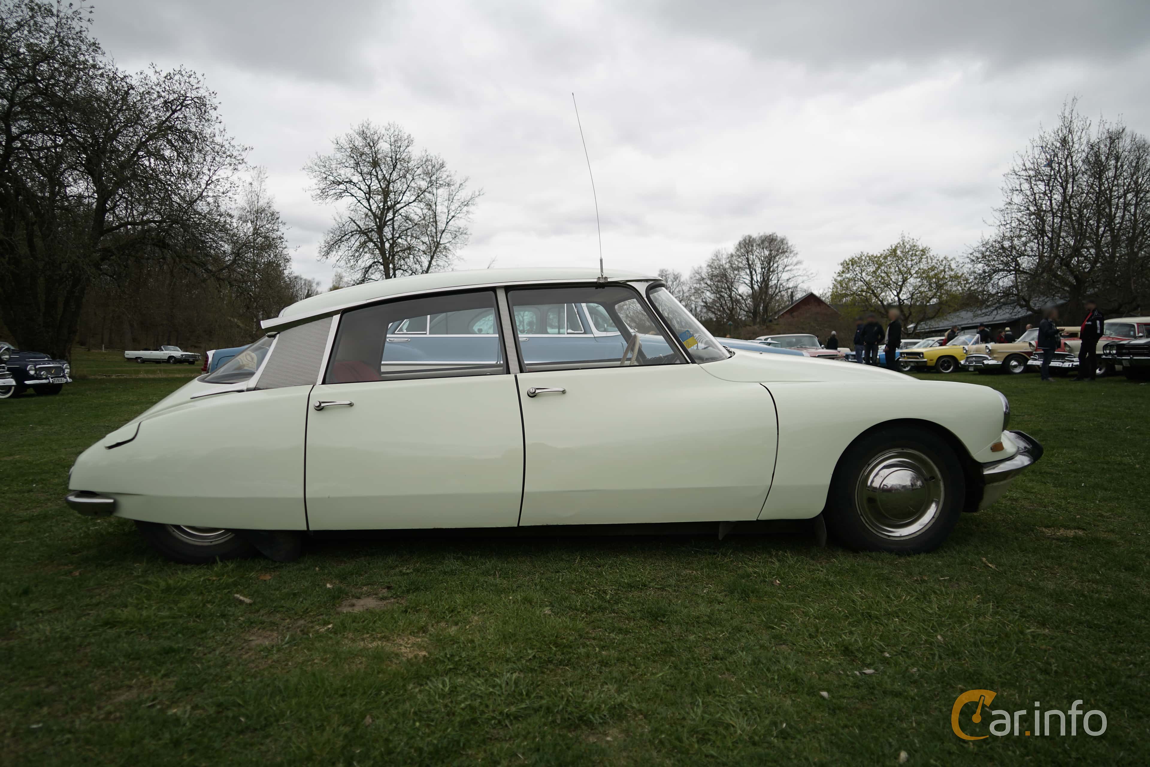 Citroën ID 19 Sedan 1.9 Manual, 71hp, 1963