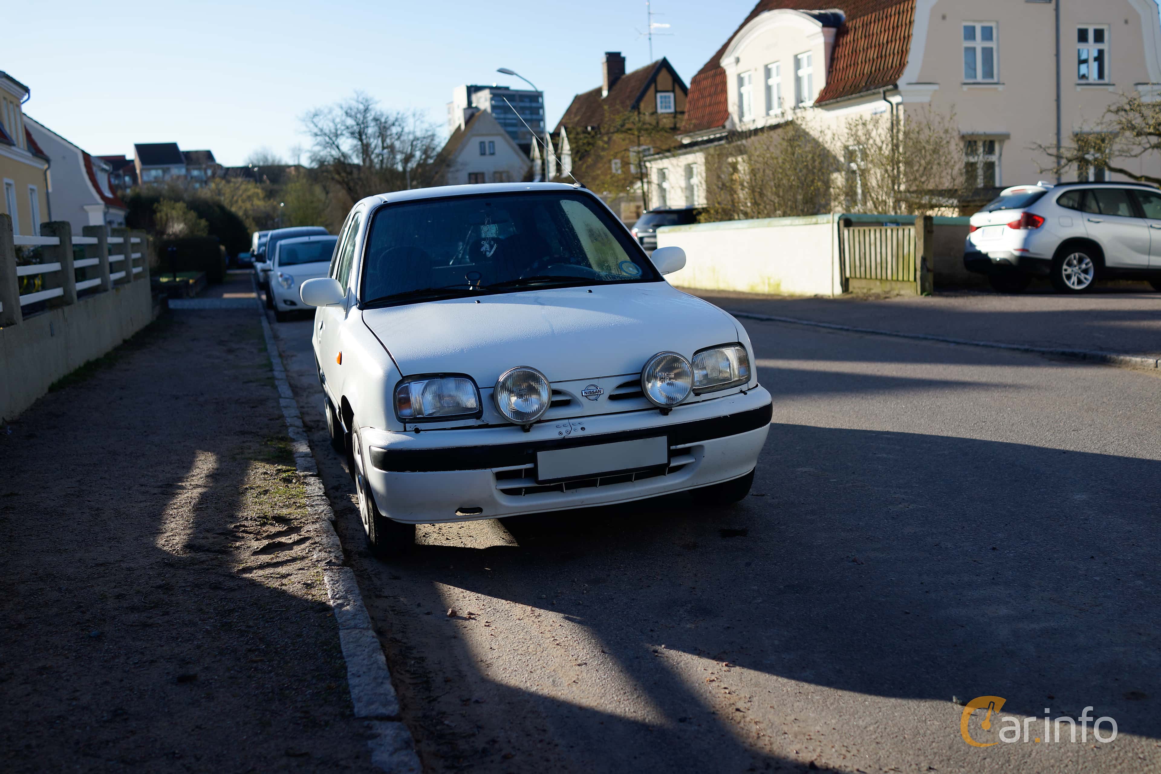 Nissan Micra 3-door 1.0  CVT, 55hp, 1993