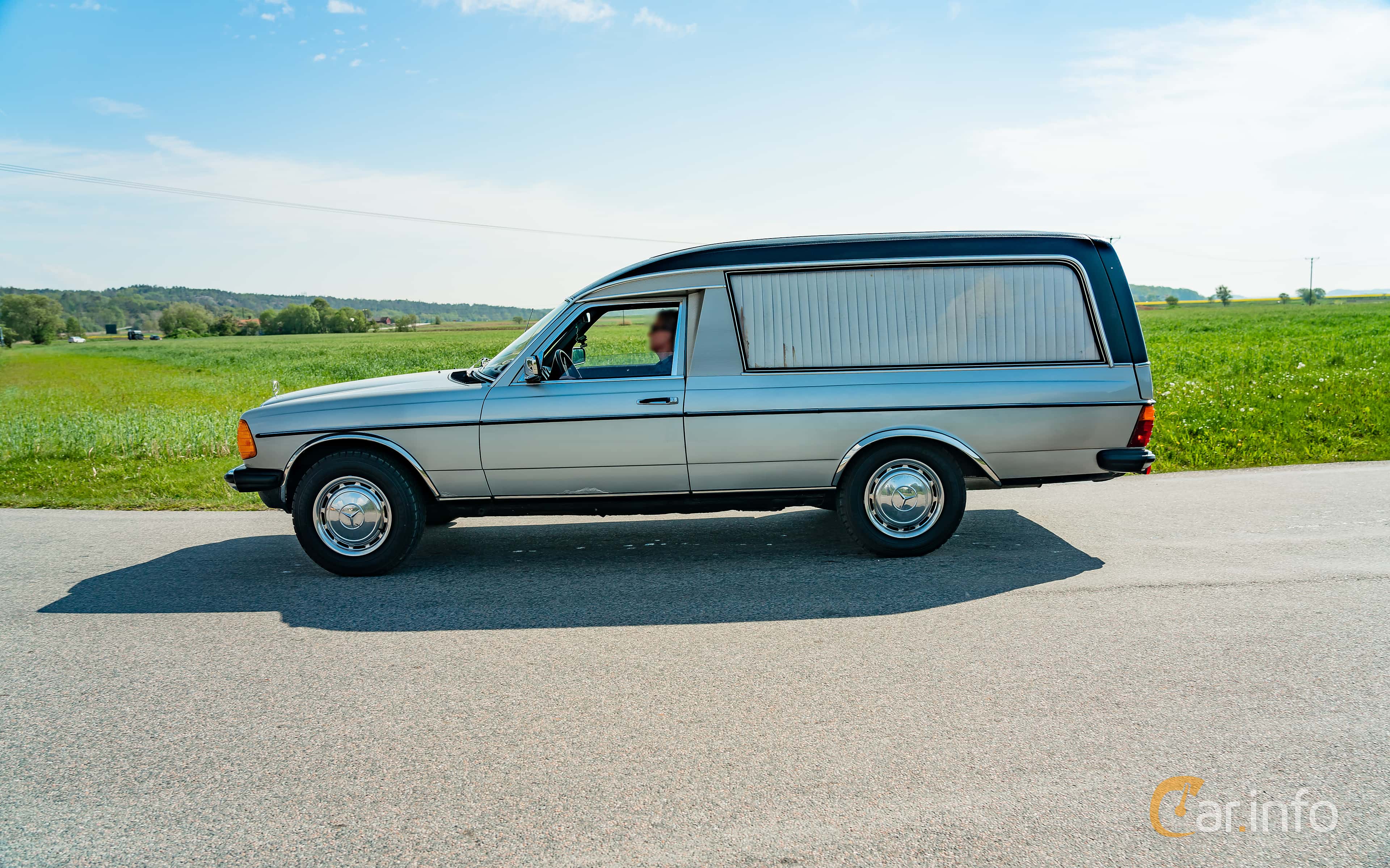 Mercedes-Benz 230 TE  136hp, 1980