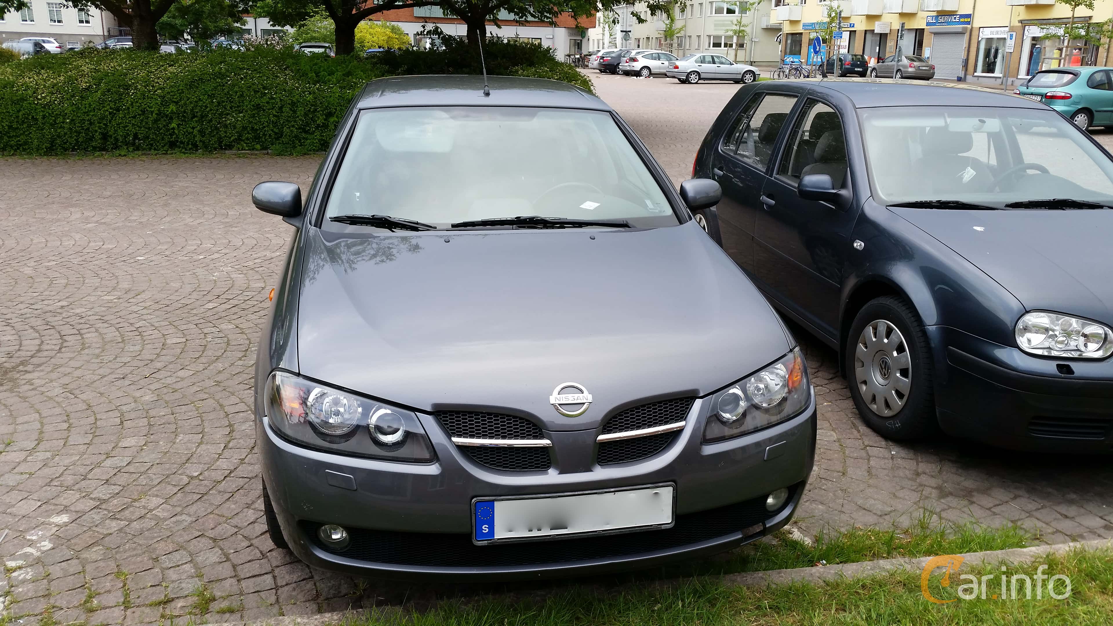 Nissan Almera 5-door 1.8 Manual, 116hp, 2004