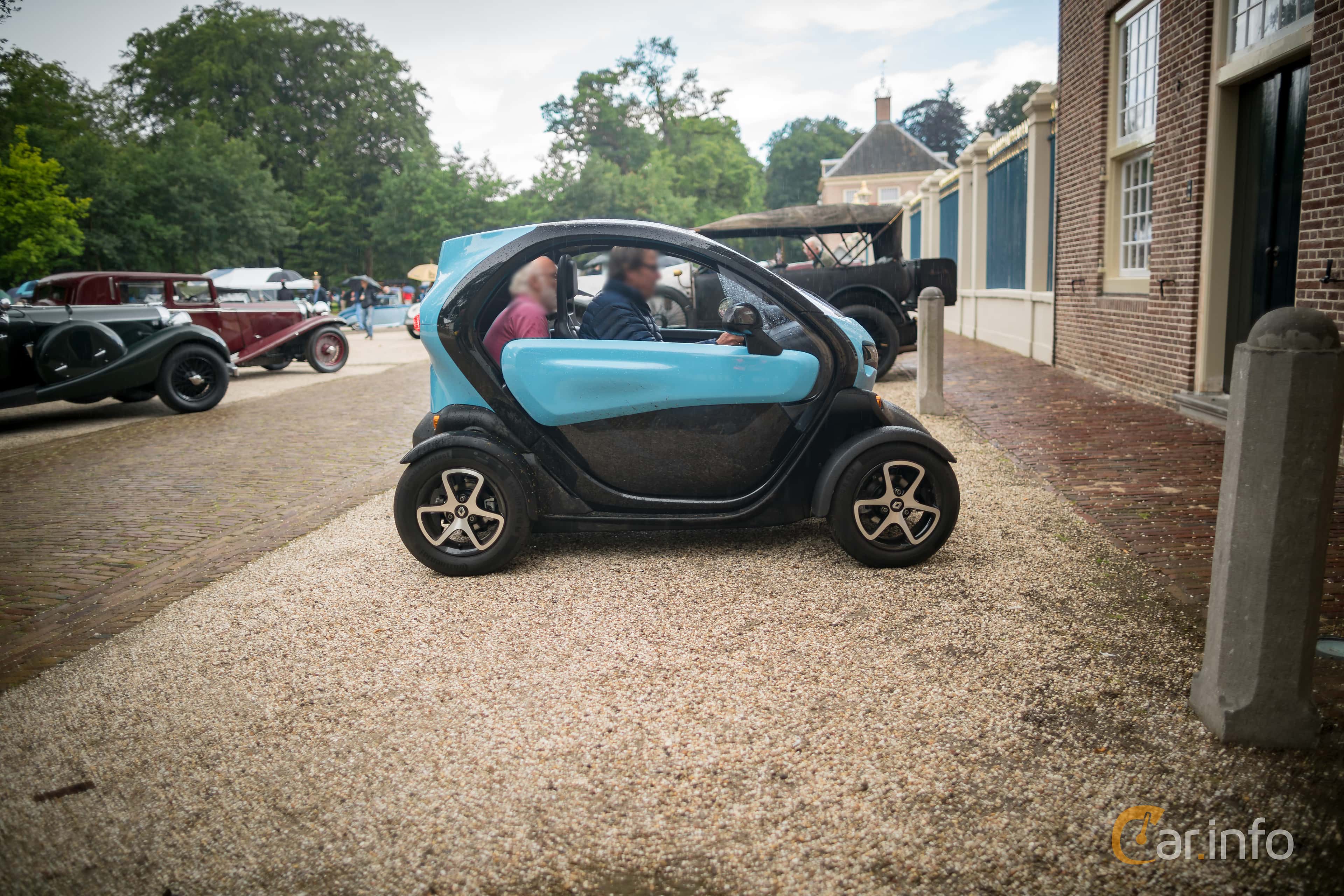 Renault Twizy Urban 80 7 kWh Single Speed, 18hp, 2015