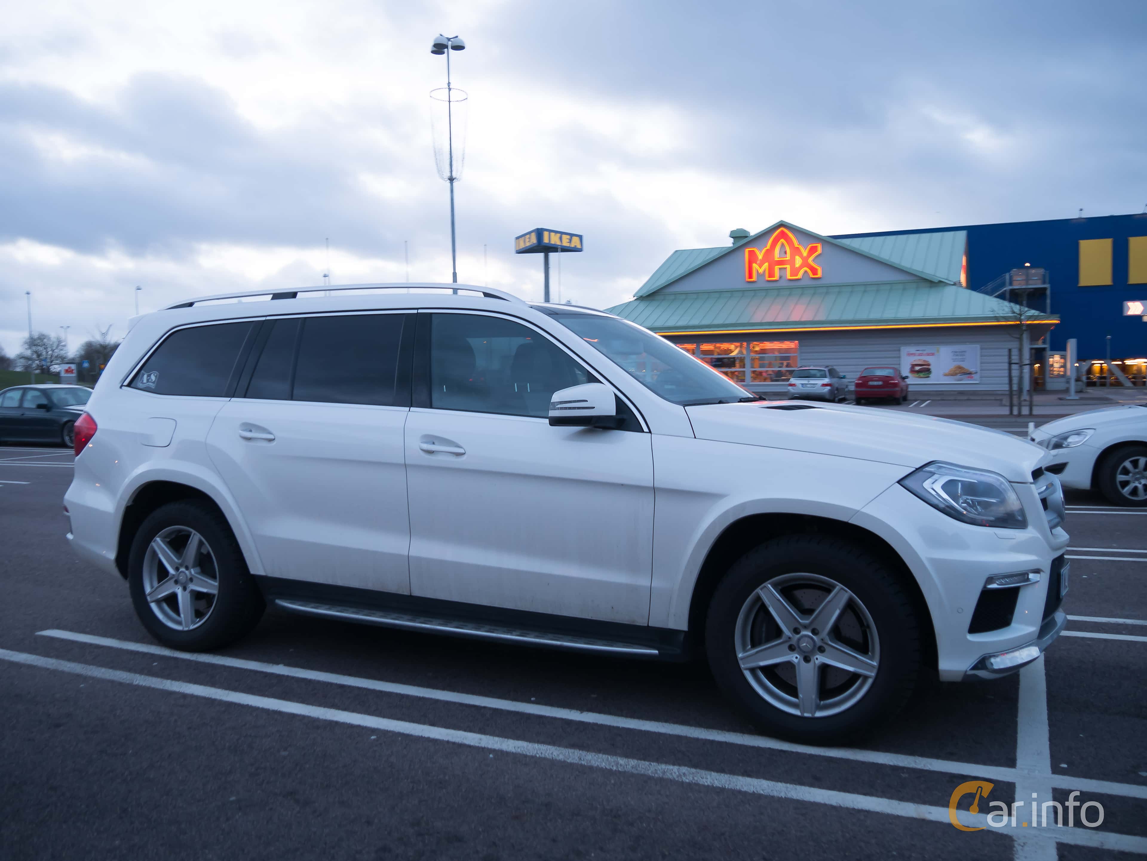 Mercedes-Benz GL 350 BlueTEC 4MATIC  7G-Tronic Plus, 258hp, 2014
