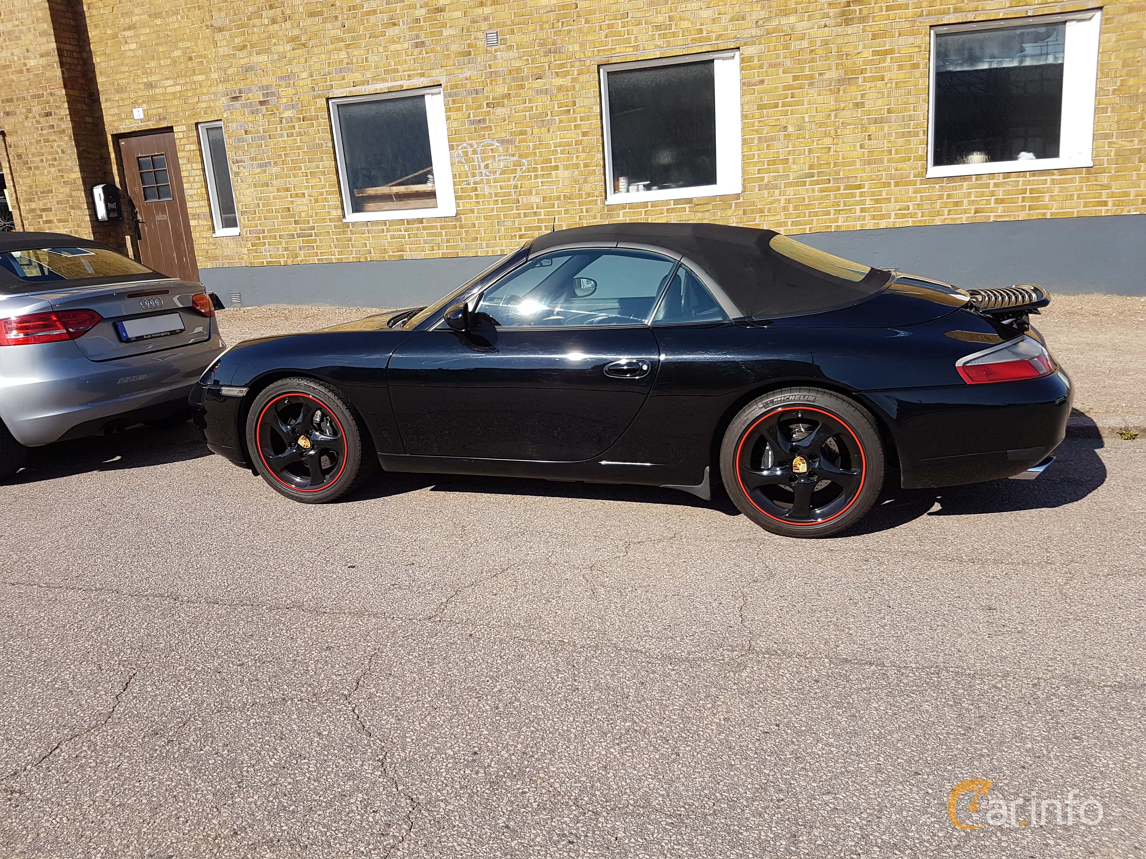 Porsche 911 Carrera Cabriolet  Manual, 300hp, 1998