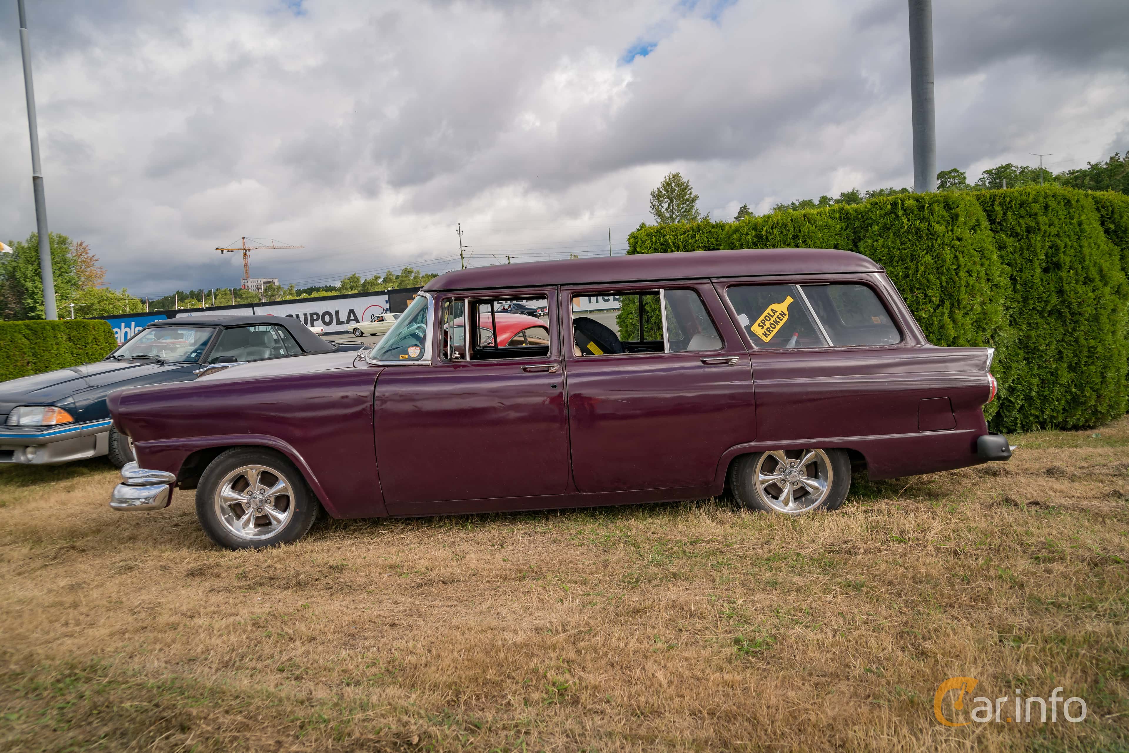 Ford Country Sedan 5.1 V8