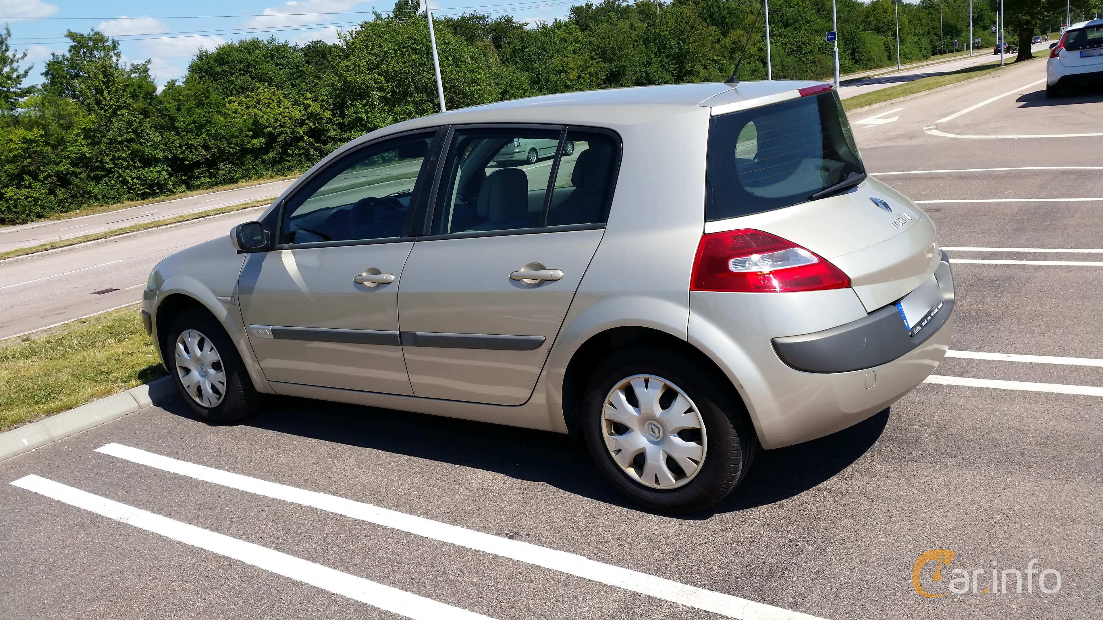 Renault Mégane 5-door 1.6 112hp, 2006