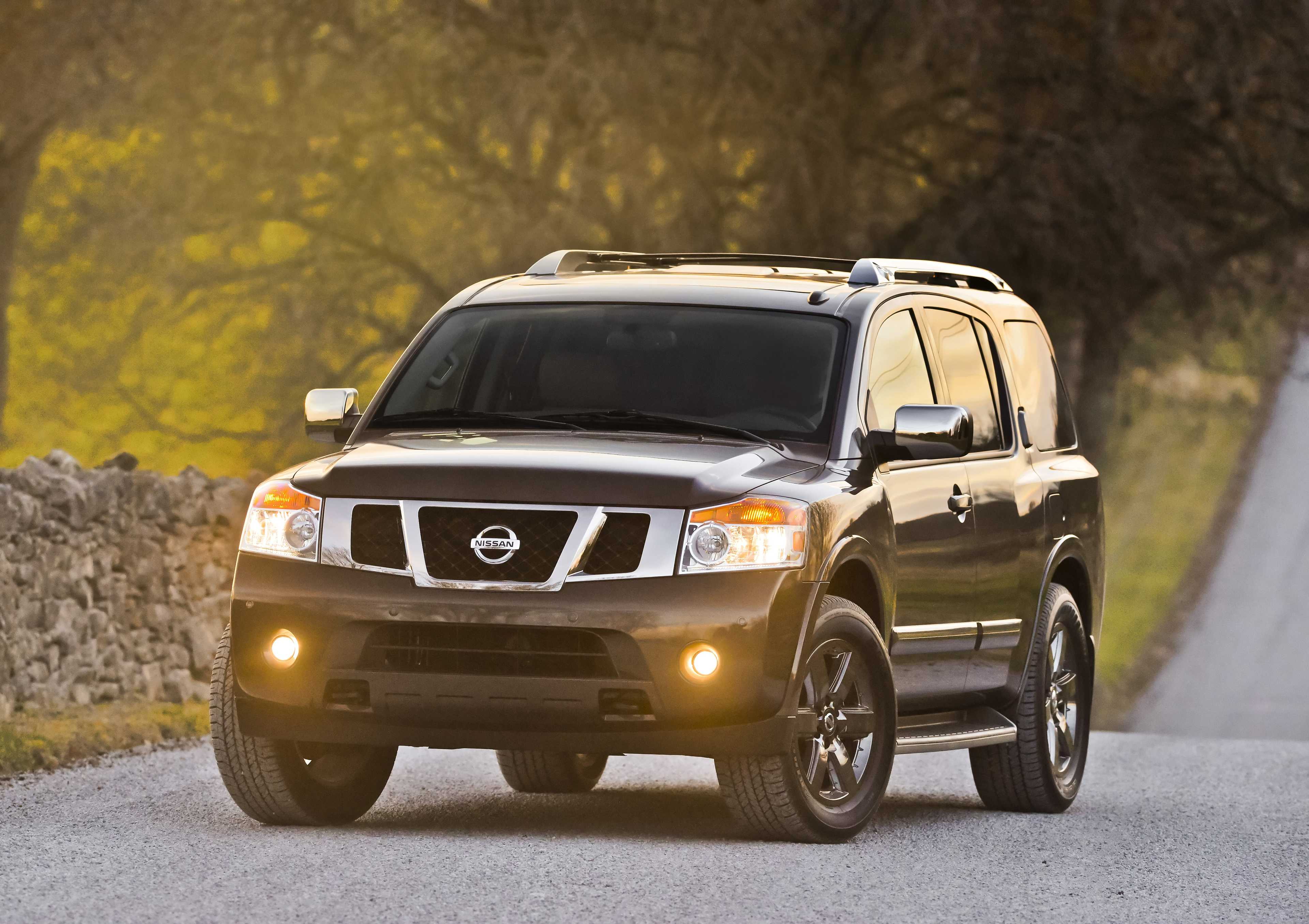 Nissan Armada 5.6 V8 4WD Automatic, 321hp, 2014