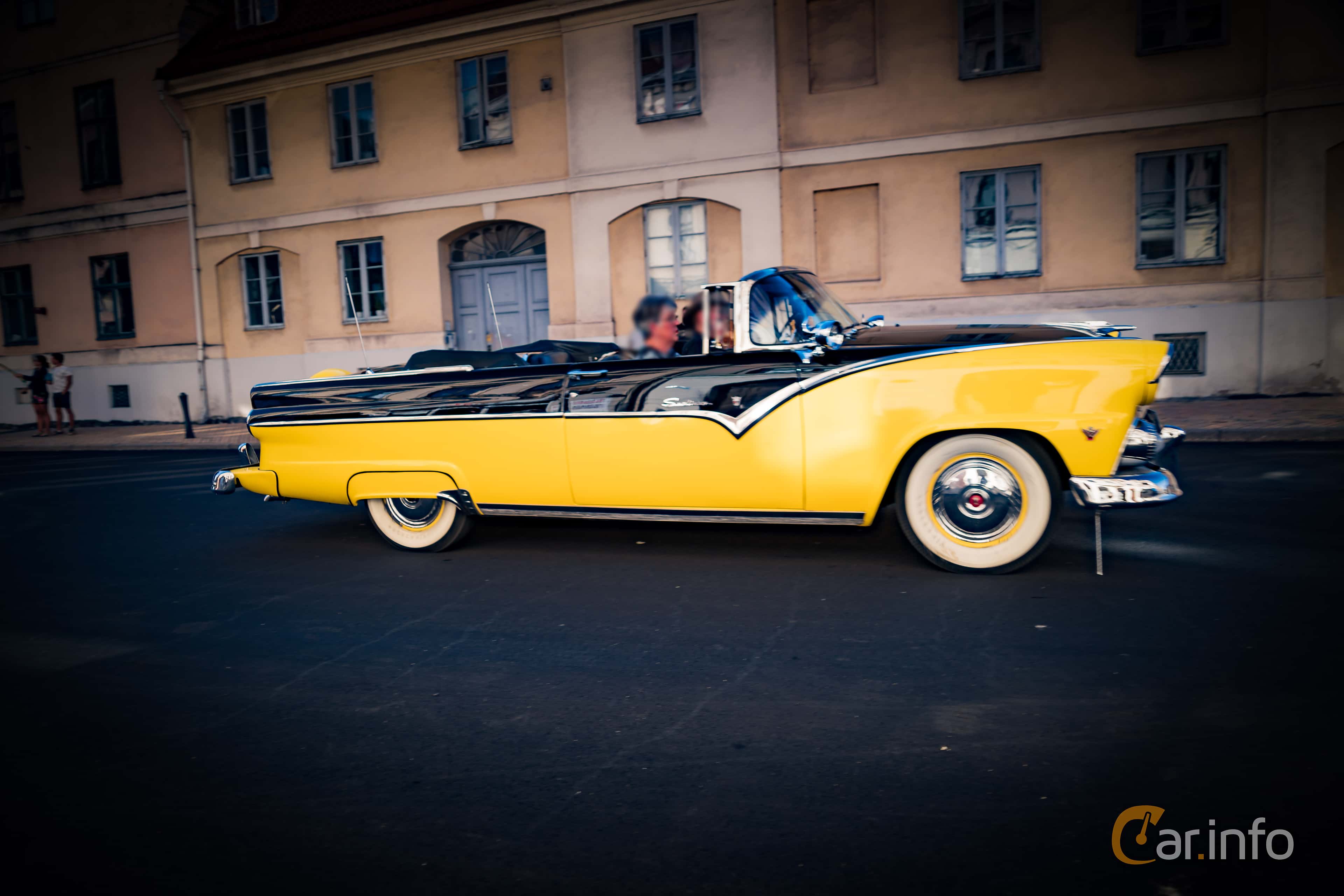Ford Fairlane 3.7 1st Generation