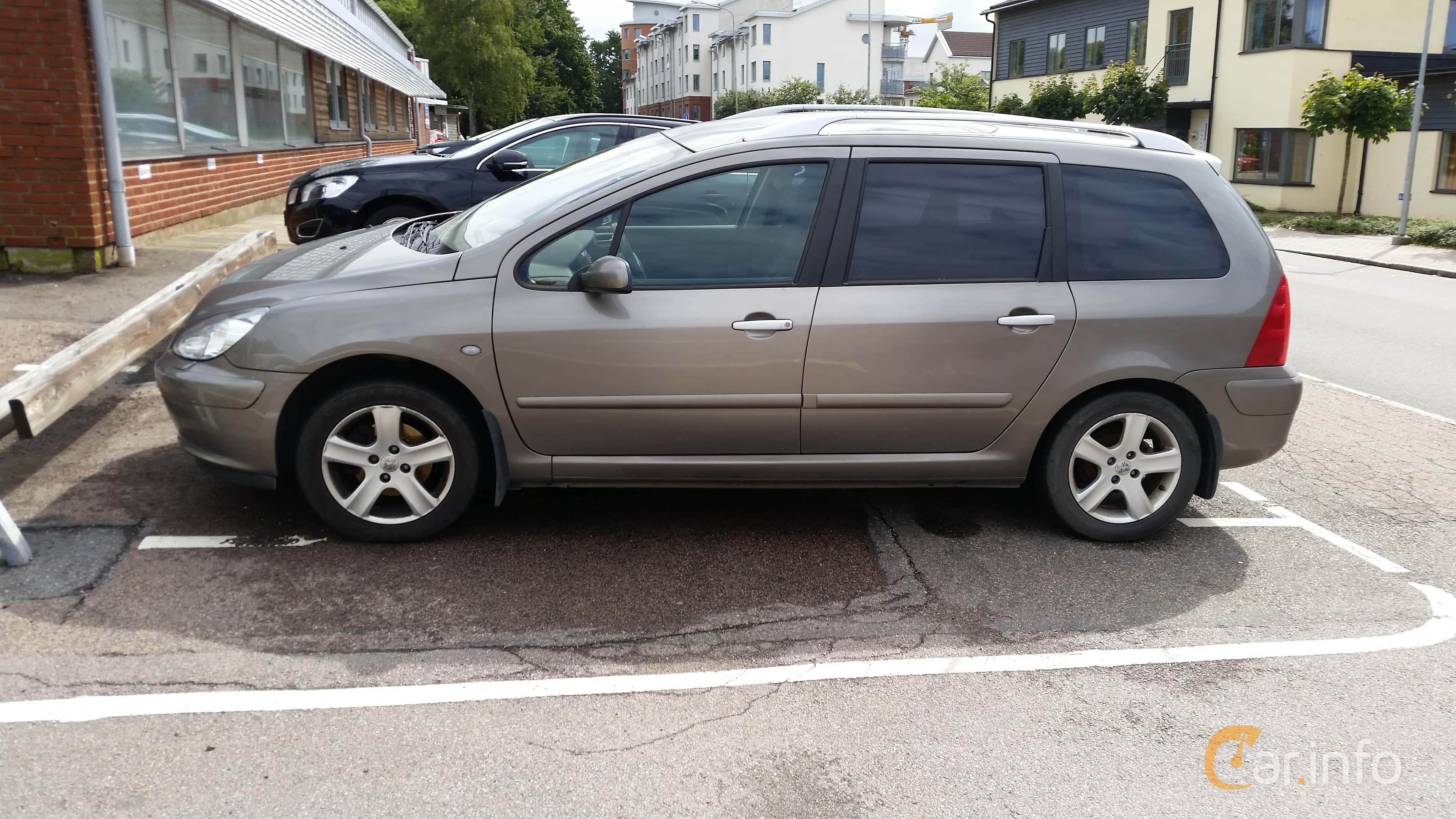 Peugeot 307 SW 1st Generation 2.0 Automatic, 4-speed