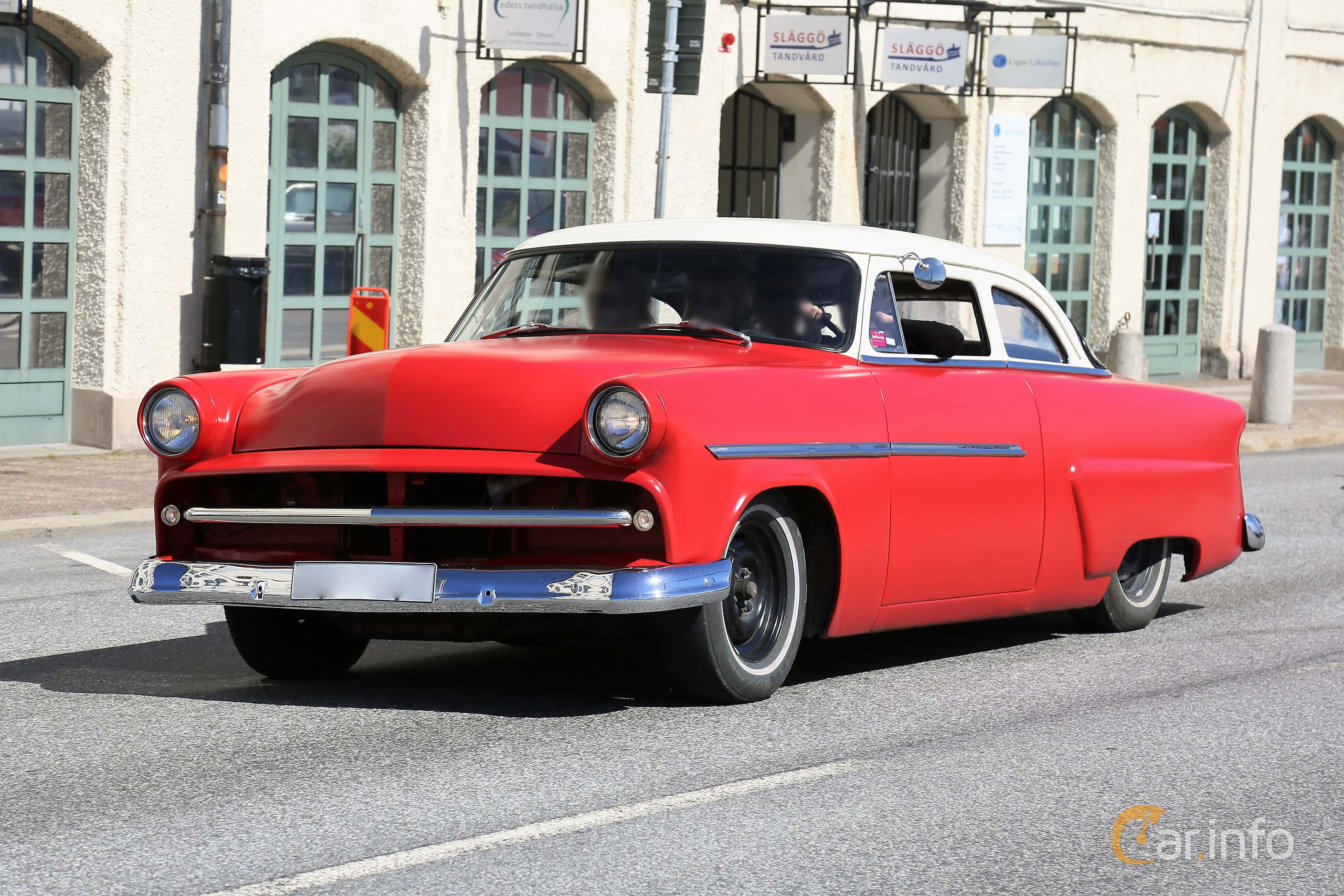 Ford Customline 3.7  1st Generation, Automatic, 3-speed