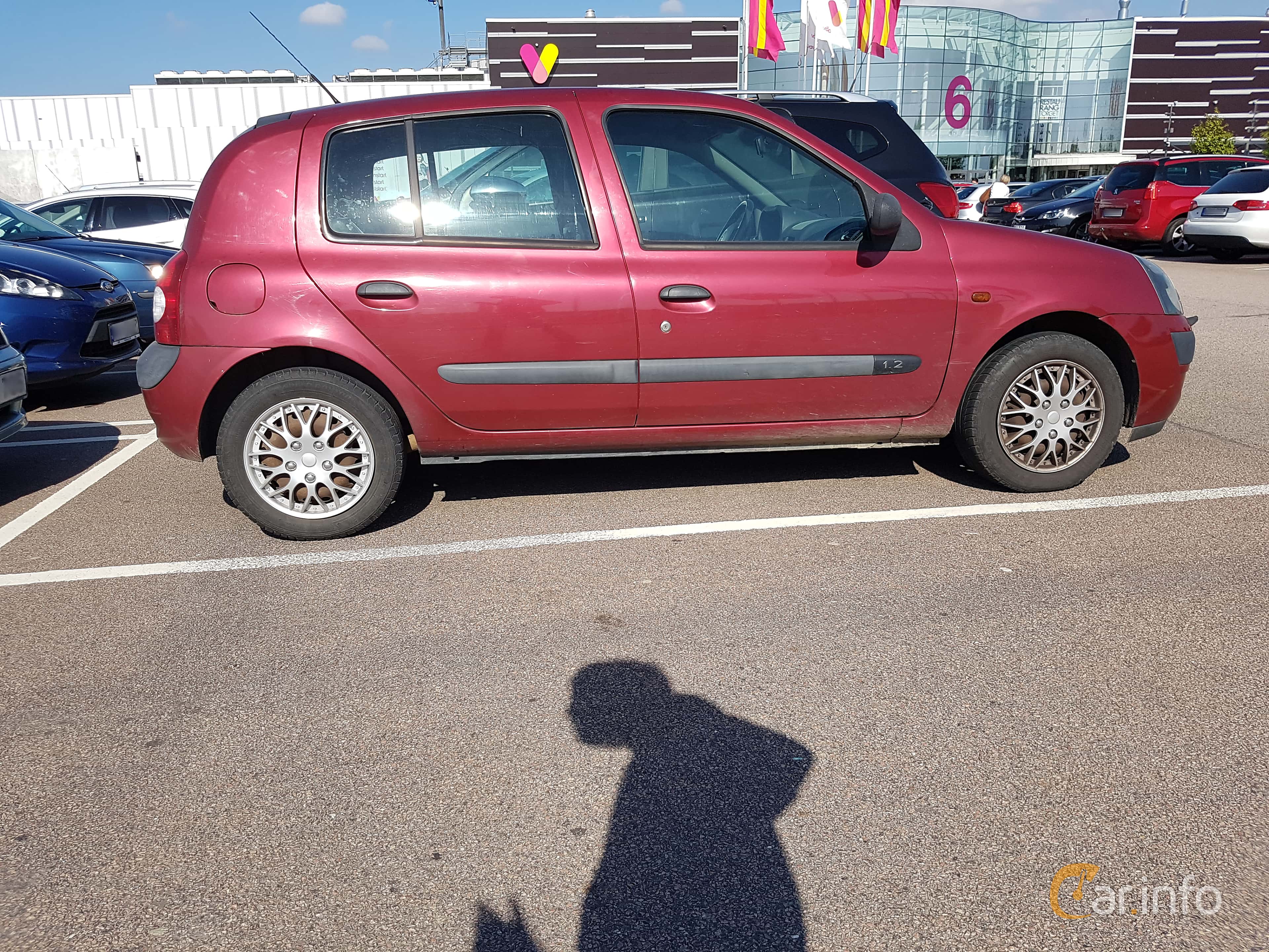 Renault Clio 5-door Hatchback 1.2 Manual, 58hp, 2002