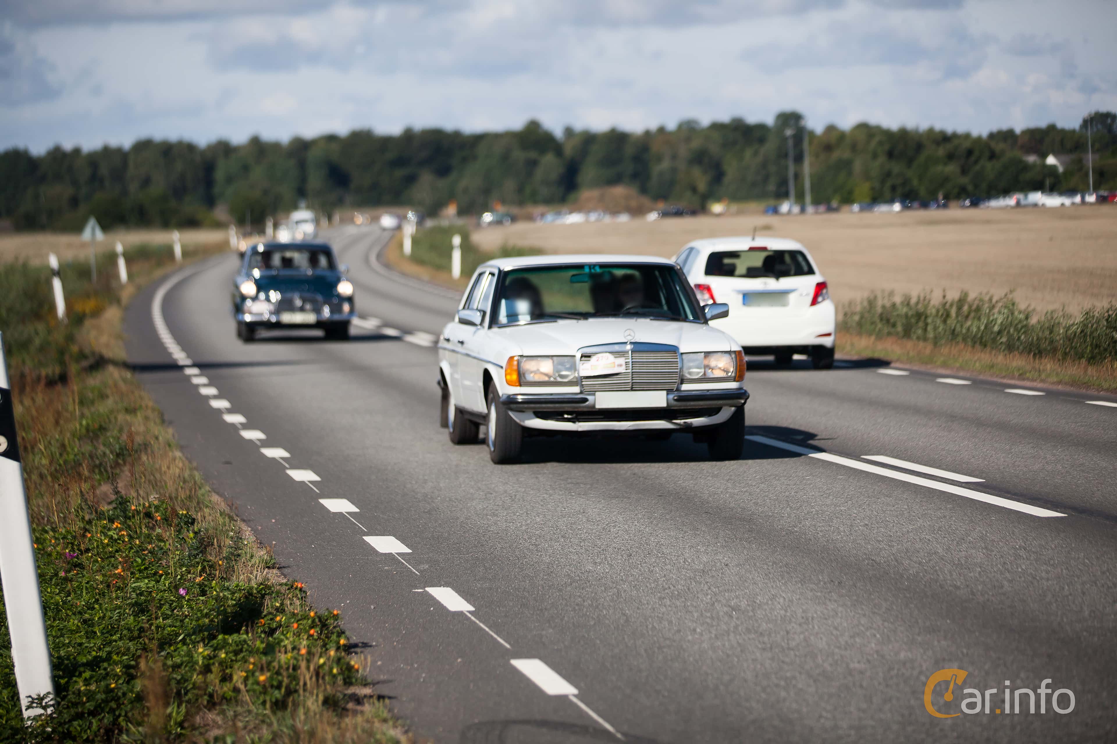 Mercedes-Benz 300 D  Manual, 88hp, 1985