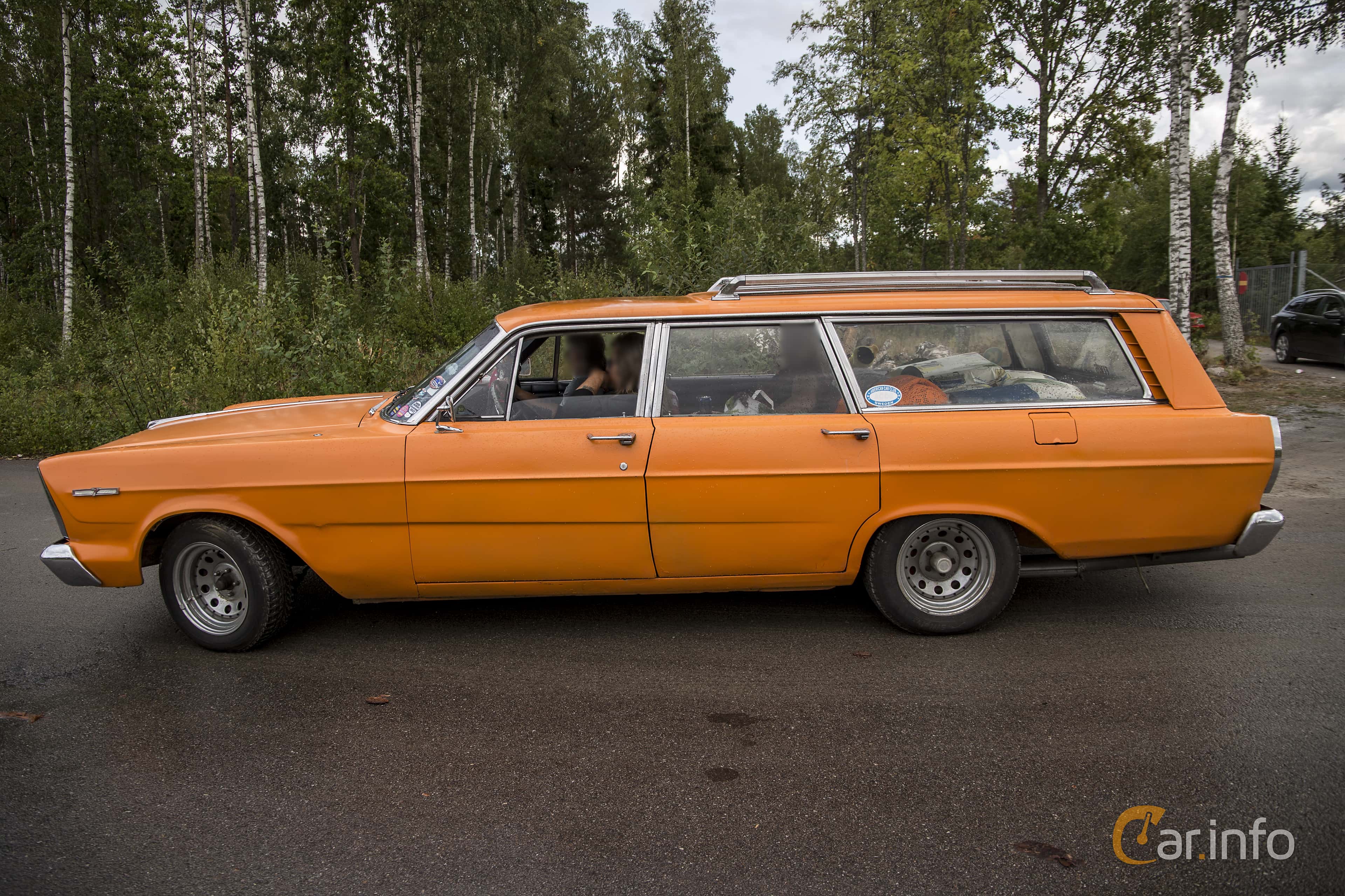 Ford Country Sedan 3-seat 4.7 V8 203hp, 1966