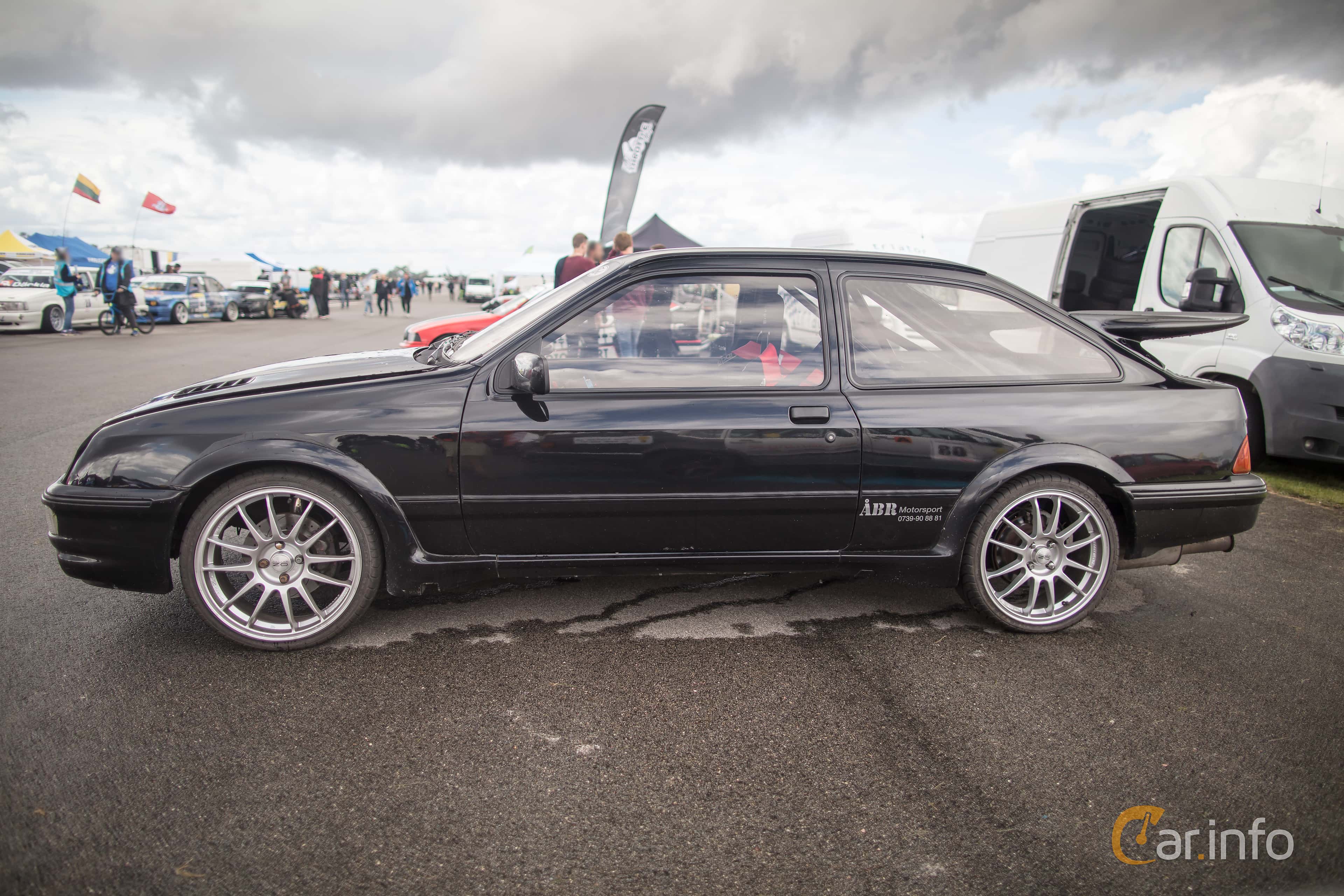 Ford Sierra 3-door generation MK I 2.3 D Manual, 5-speed