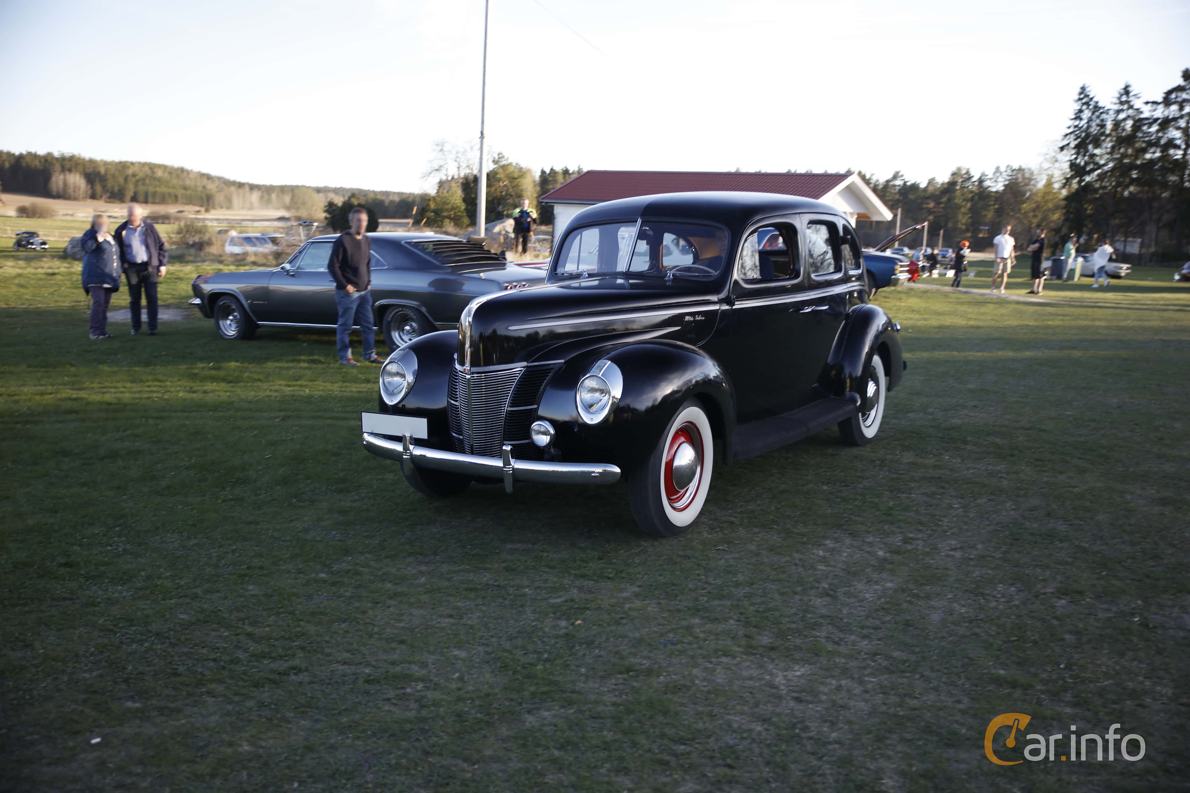 Ford Deluxe Fordor Sedan 3.6 V8 Manual, 86hp, 1940