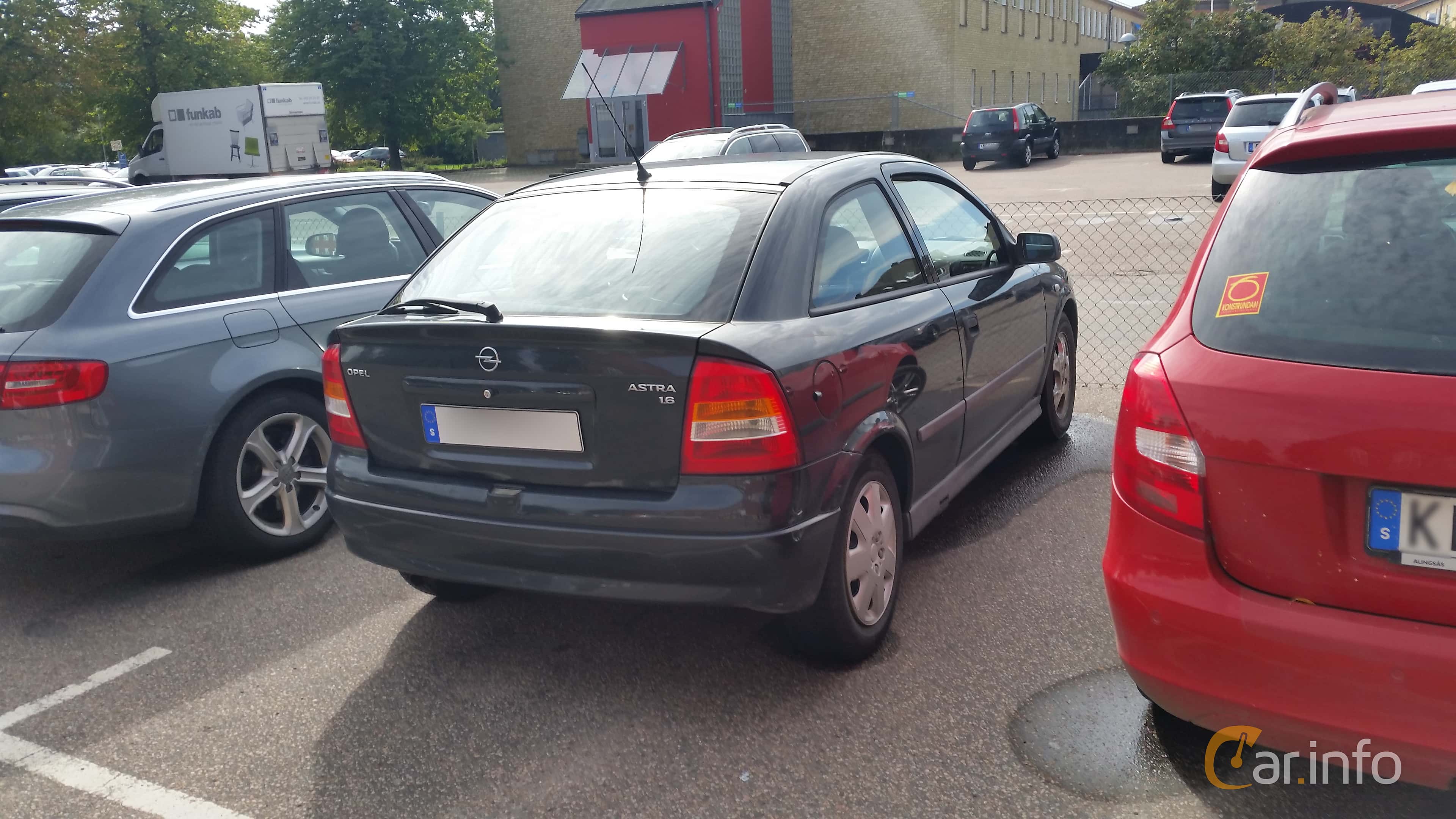 Opel Astra 3-door 1.6 Automatic, 75hp, 2000