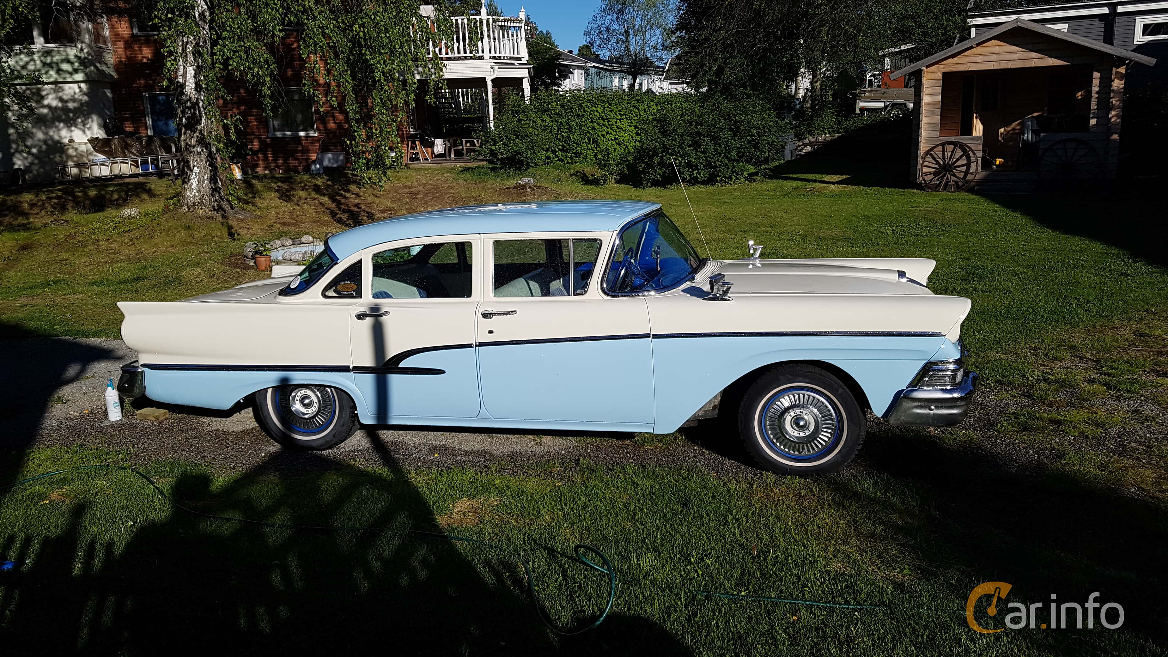 Ford Custom 5.8 V8 2nd Generation Facelift, Automatic, 3-speed