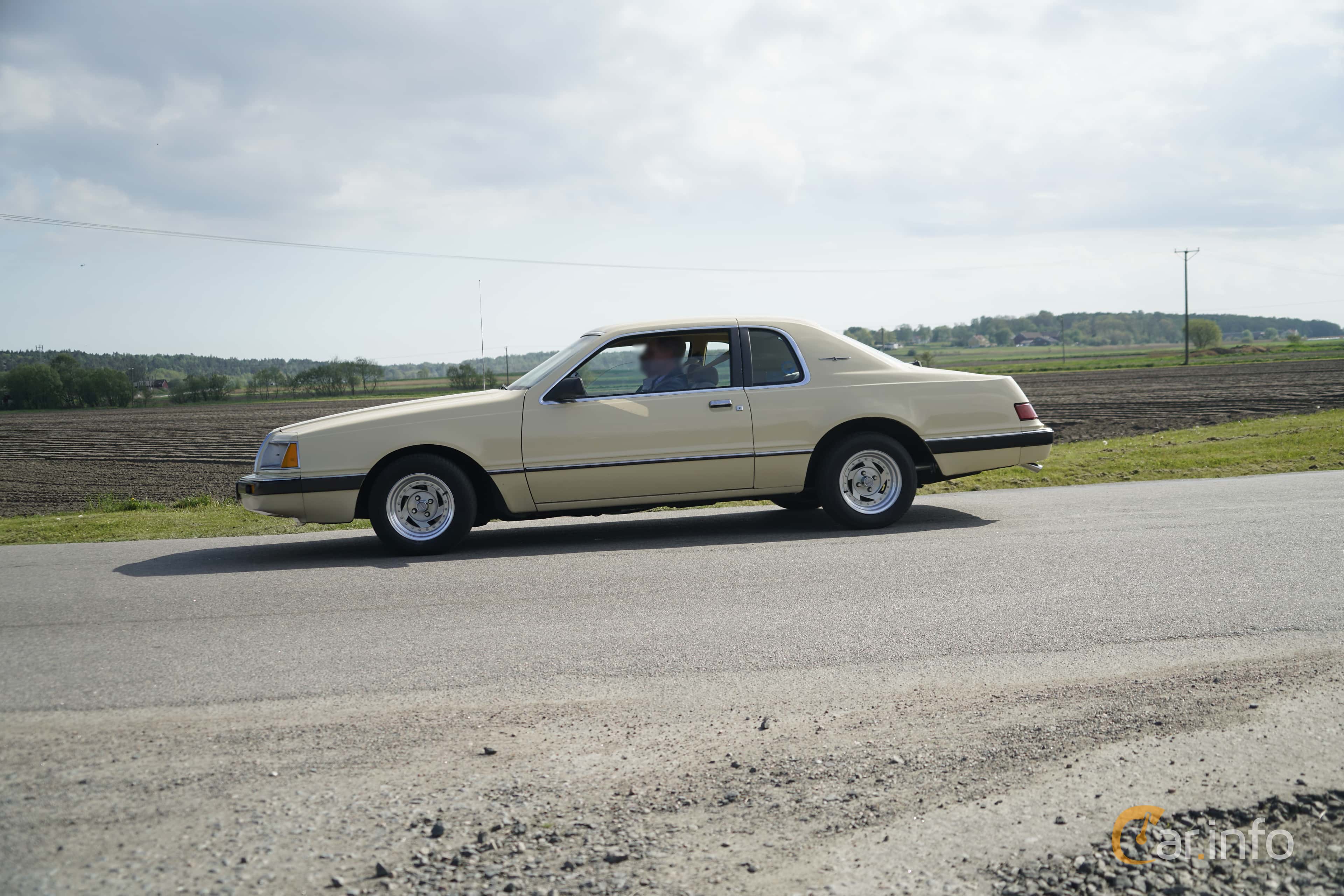 Ford Thunderbird 3.8 V6 Automatic, 122hp, 1984