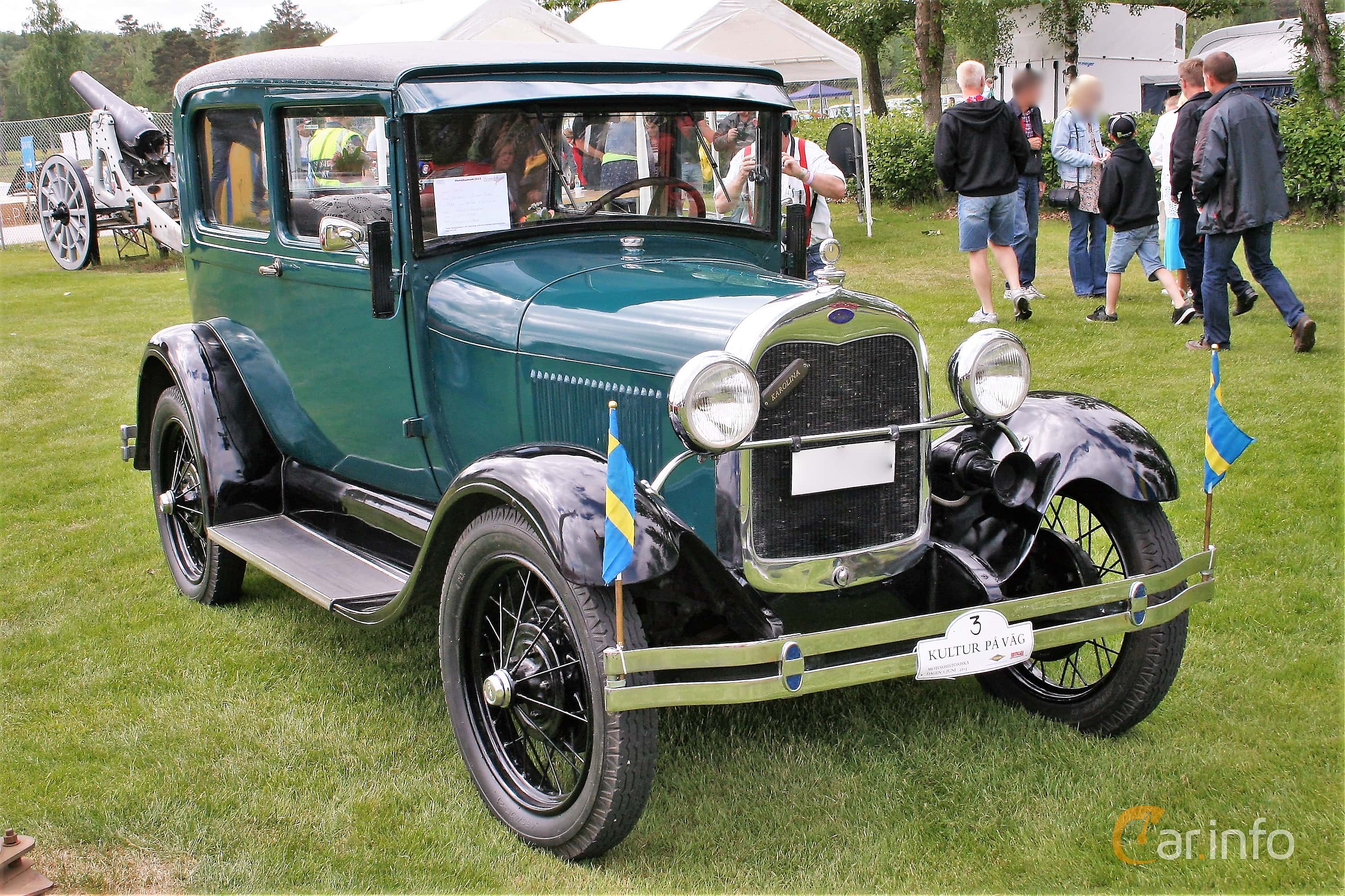 Ford Model A Fordor 3-window Sedan 3.3 Manual, 41hp, 1928