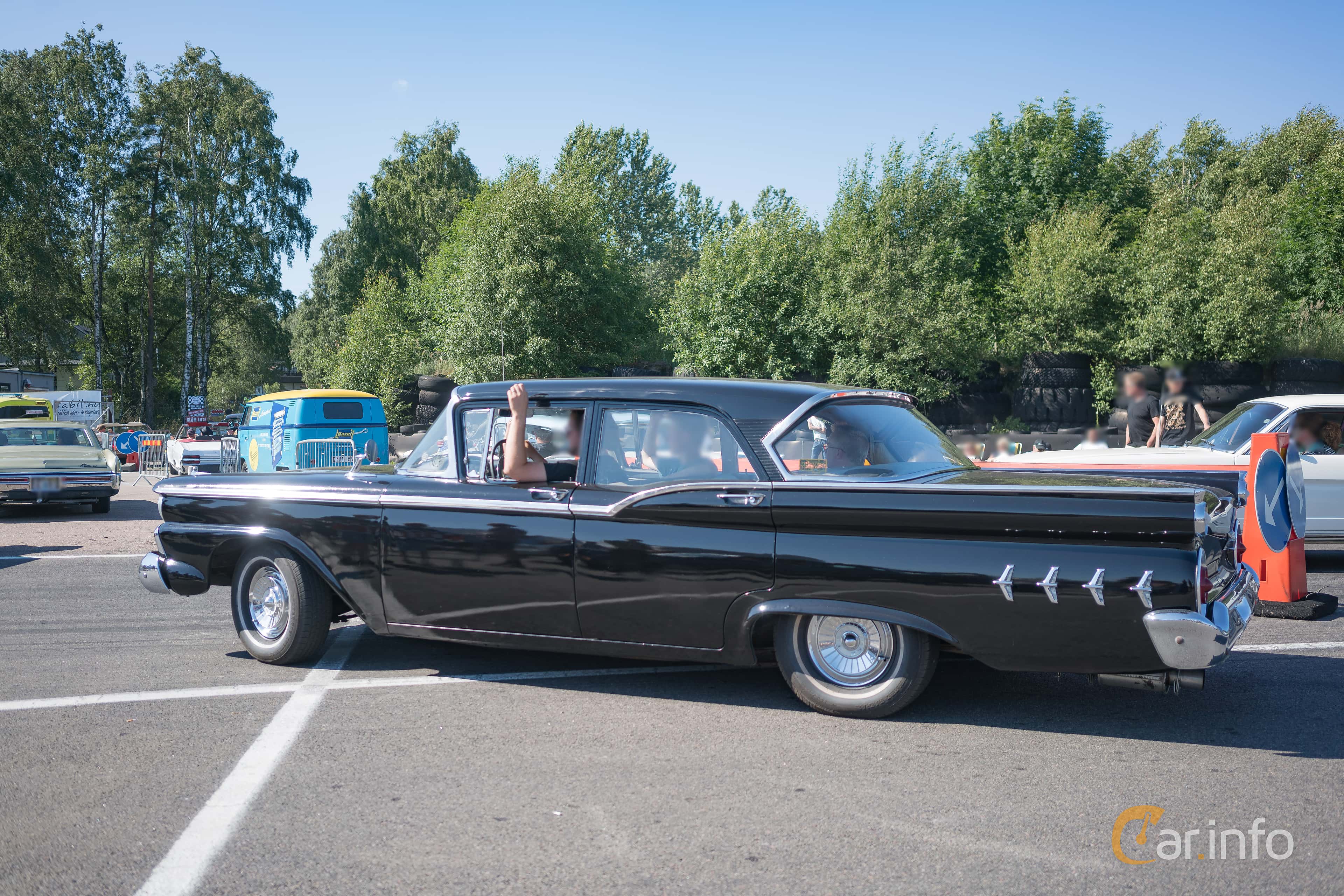 Ford Custom 4.8 V8 3rd Generation, Automatic, 2-speed