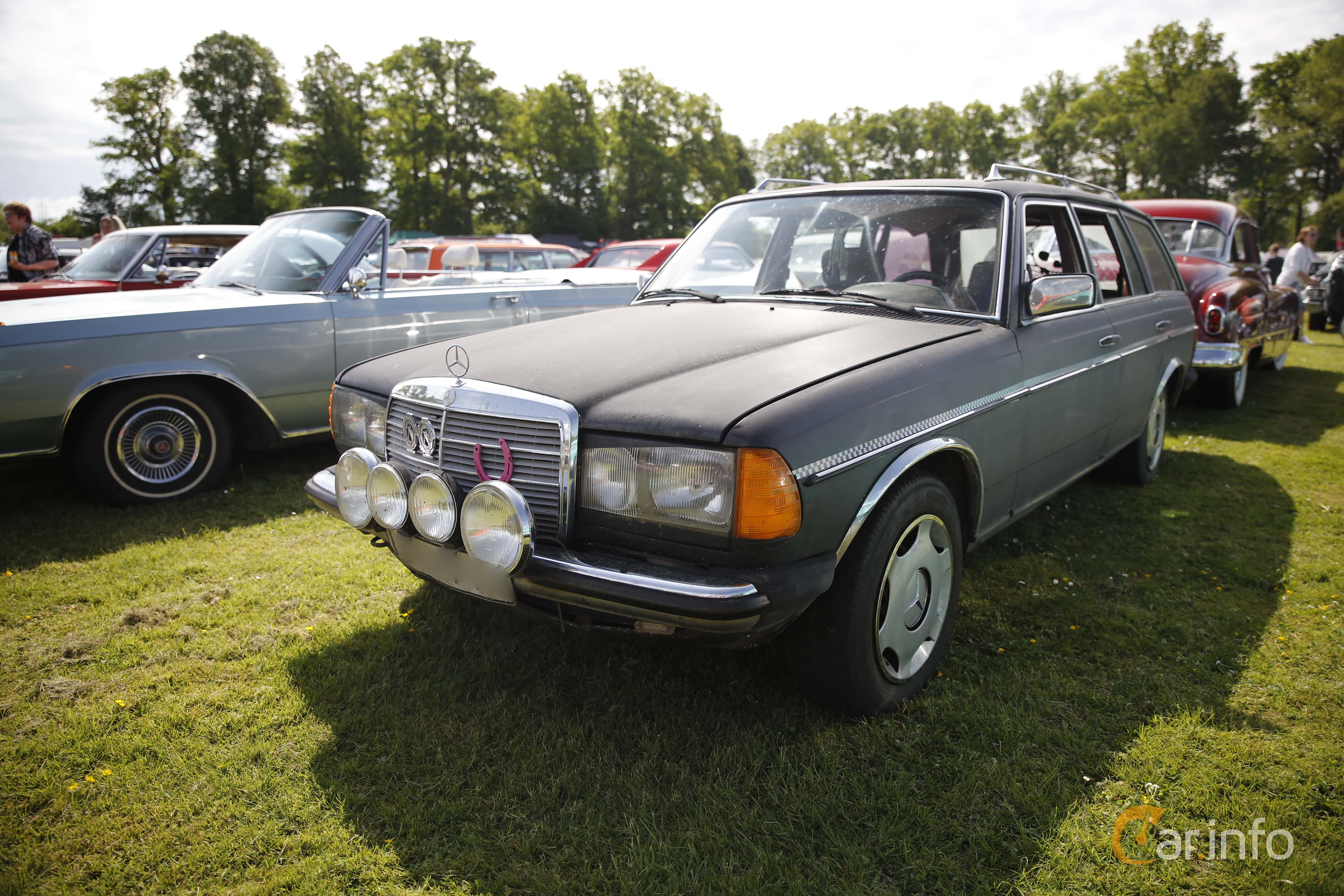 Mercedes-Benz 240 D W123 Facelift