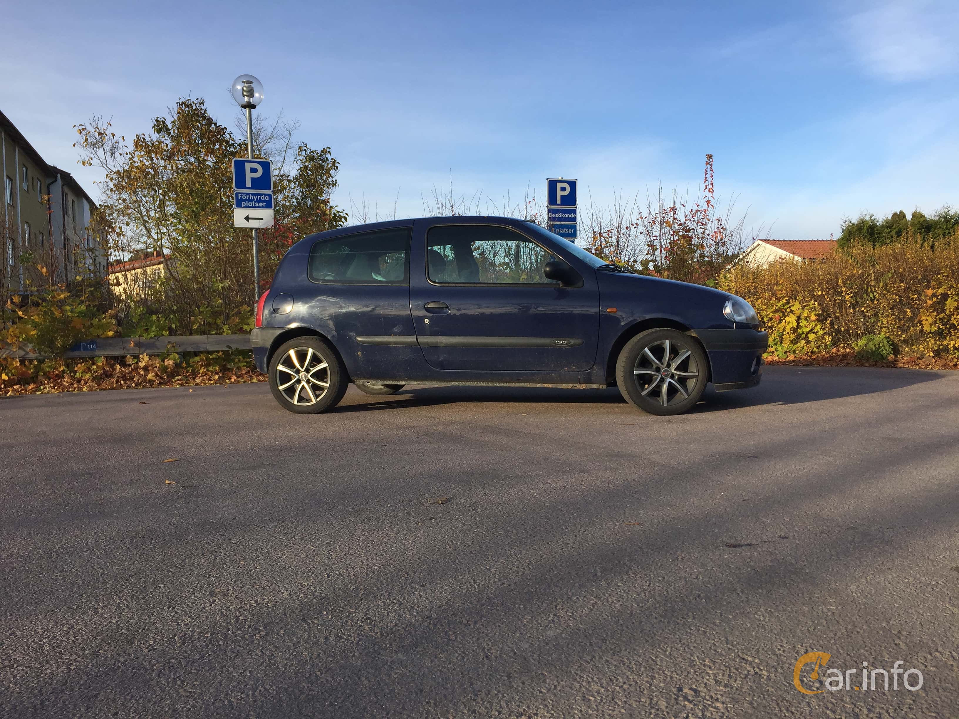 Renault Clio 3-door Hatchback 1.9 d Manual, 64hp, 2001