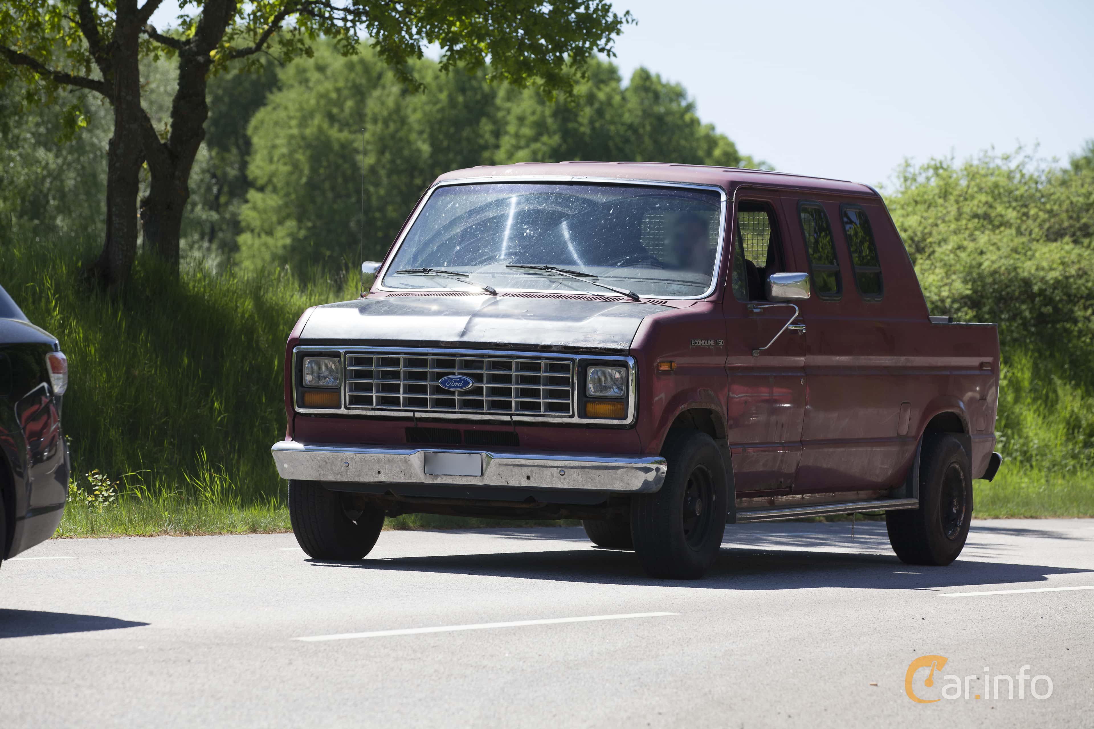 Ford Econoline E-150 Conversion Van 5.0 V8 EFI 188hp, 1991