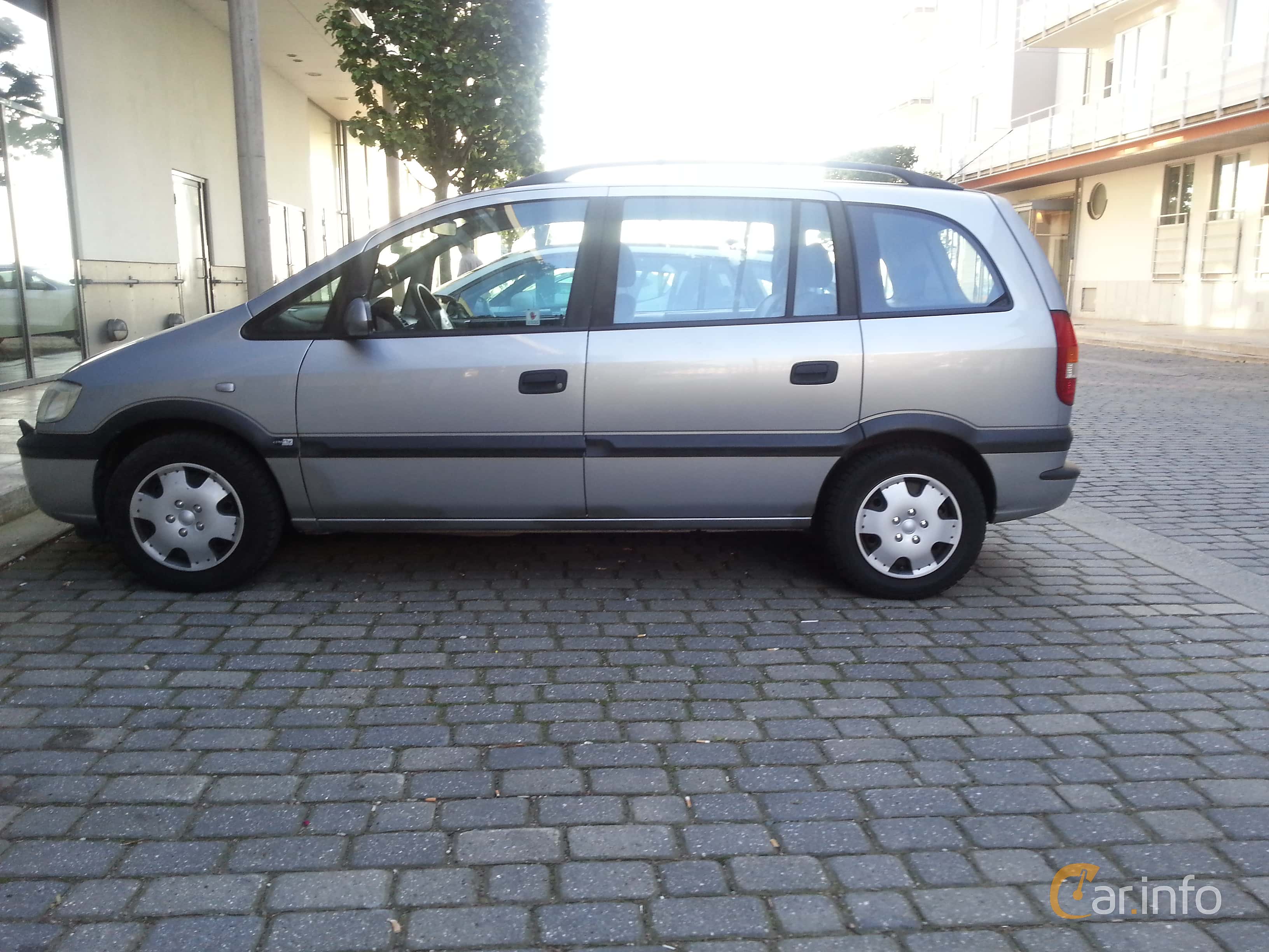Opel Zafira 1.8 125hp, 2003