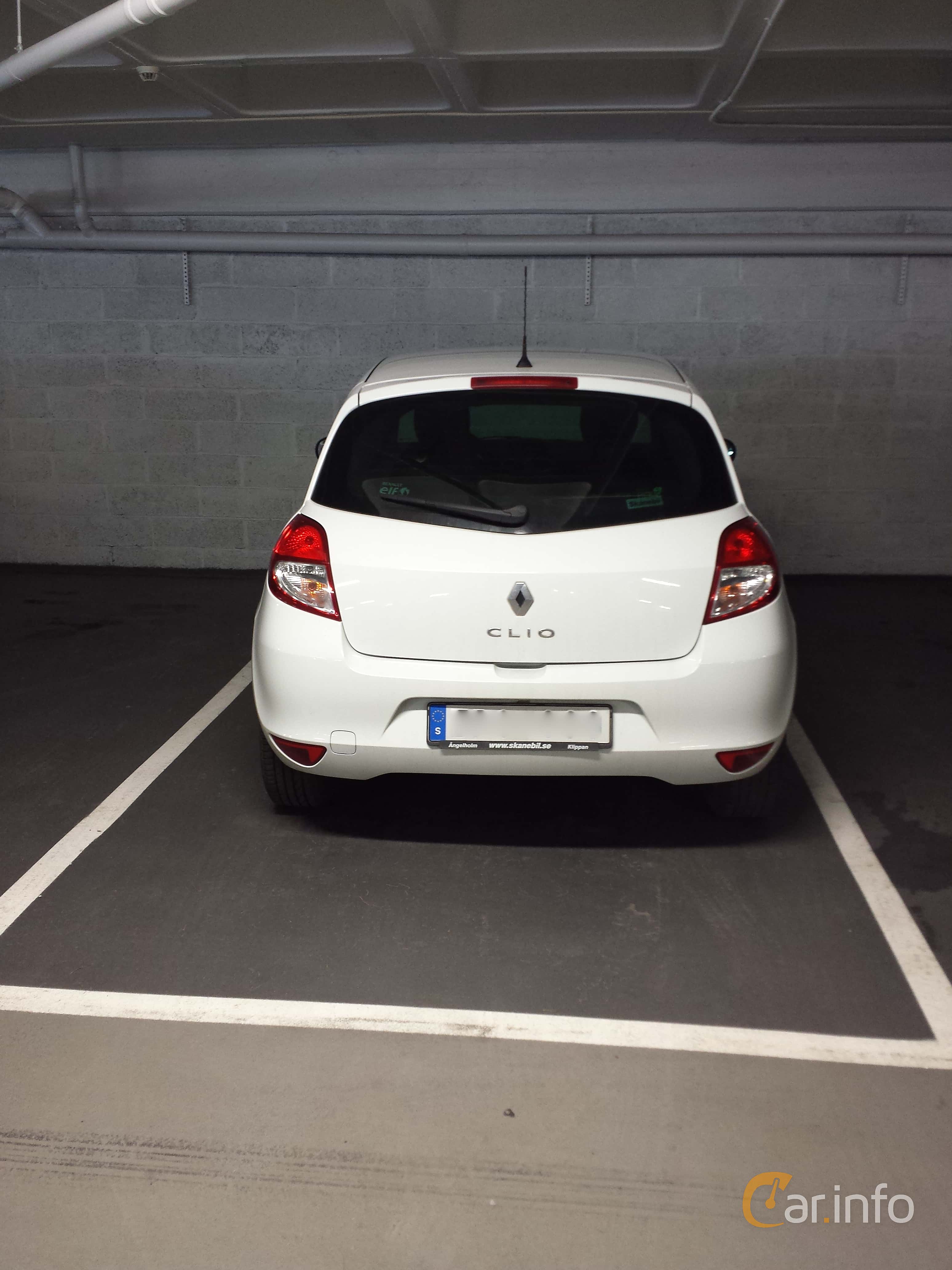 Renault Clio 5-door Hatchback 1.2 TCe Manual, 101hp, 2011