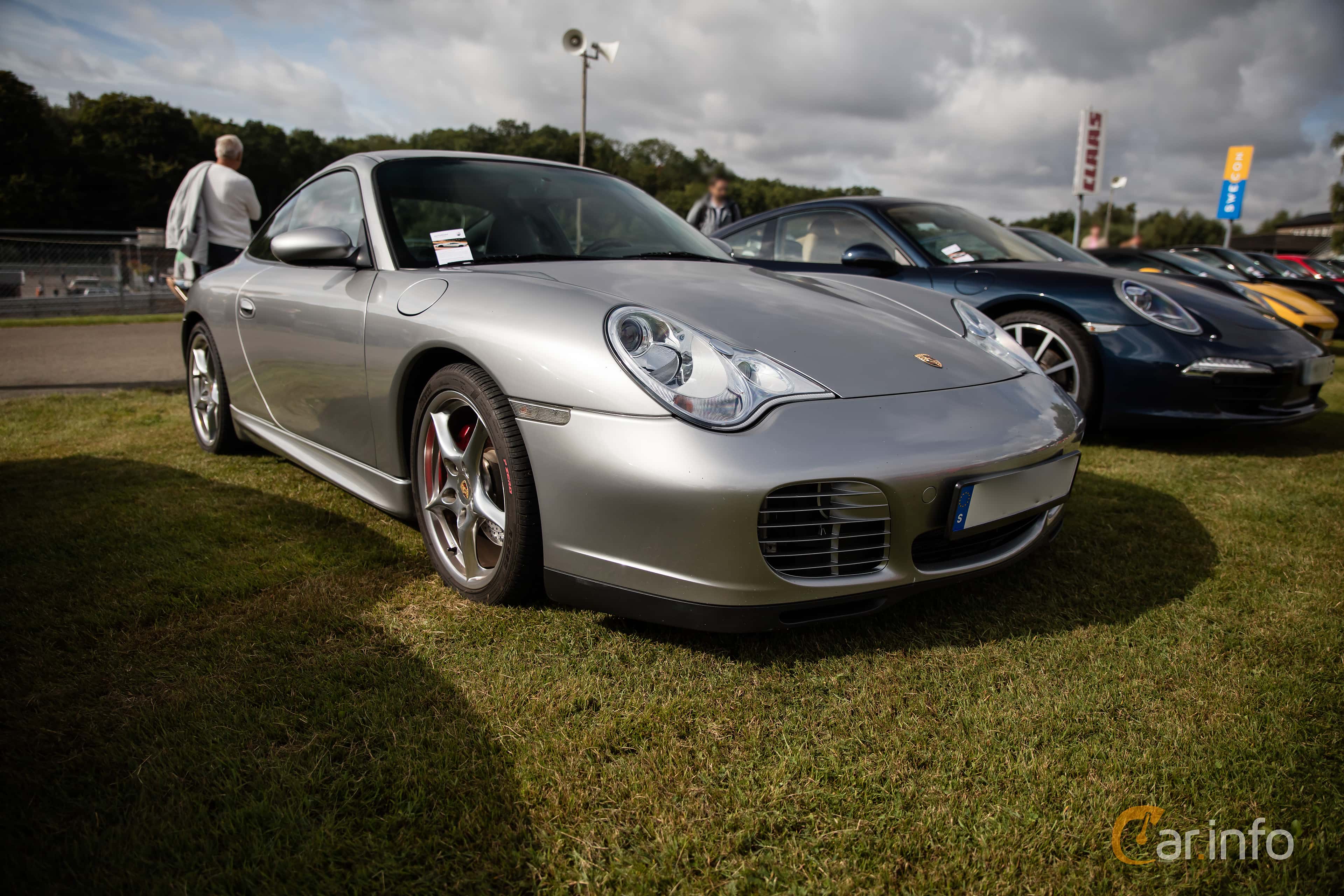 Porsche 911 Carrera  Manual, 345hp, 2004