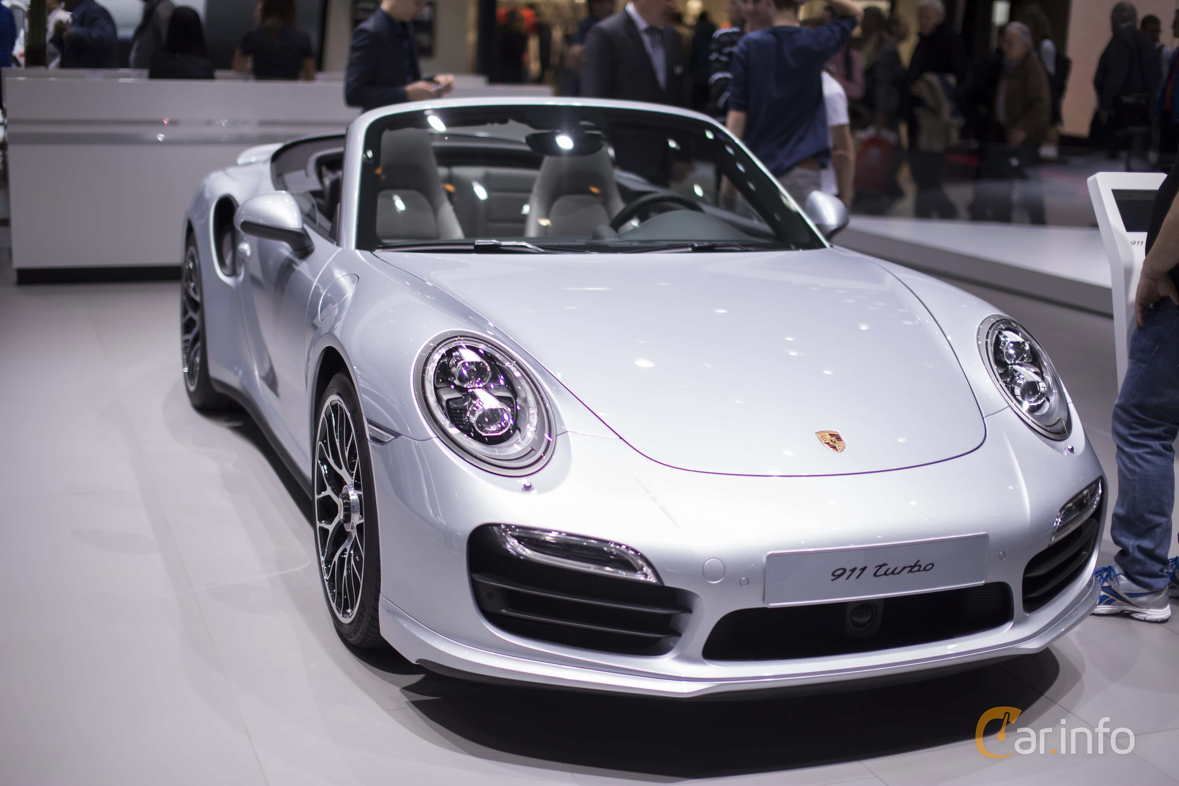 Porsche 911 Turbo Cabriolet PDK, 7-speed