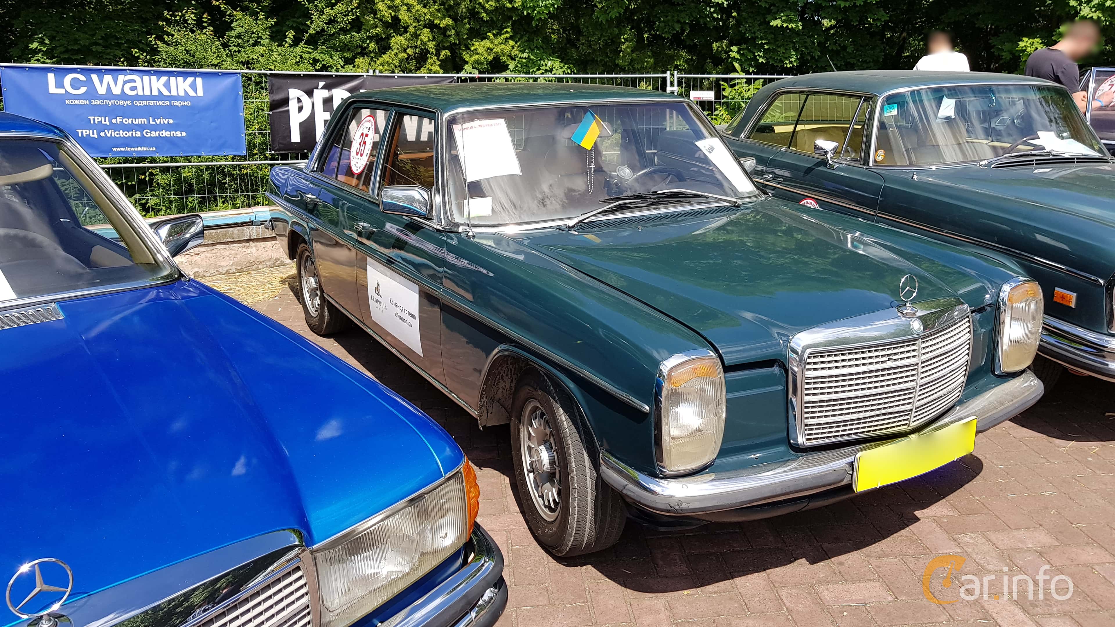 Mercedes-Benz 200 D Manual, 4-speed